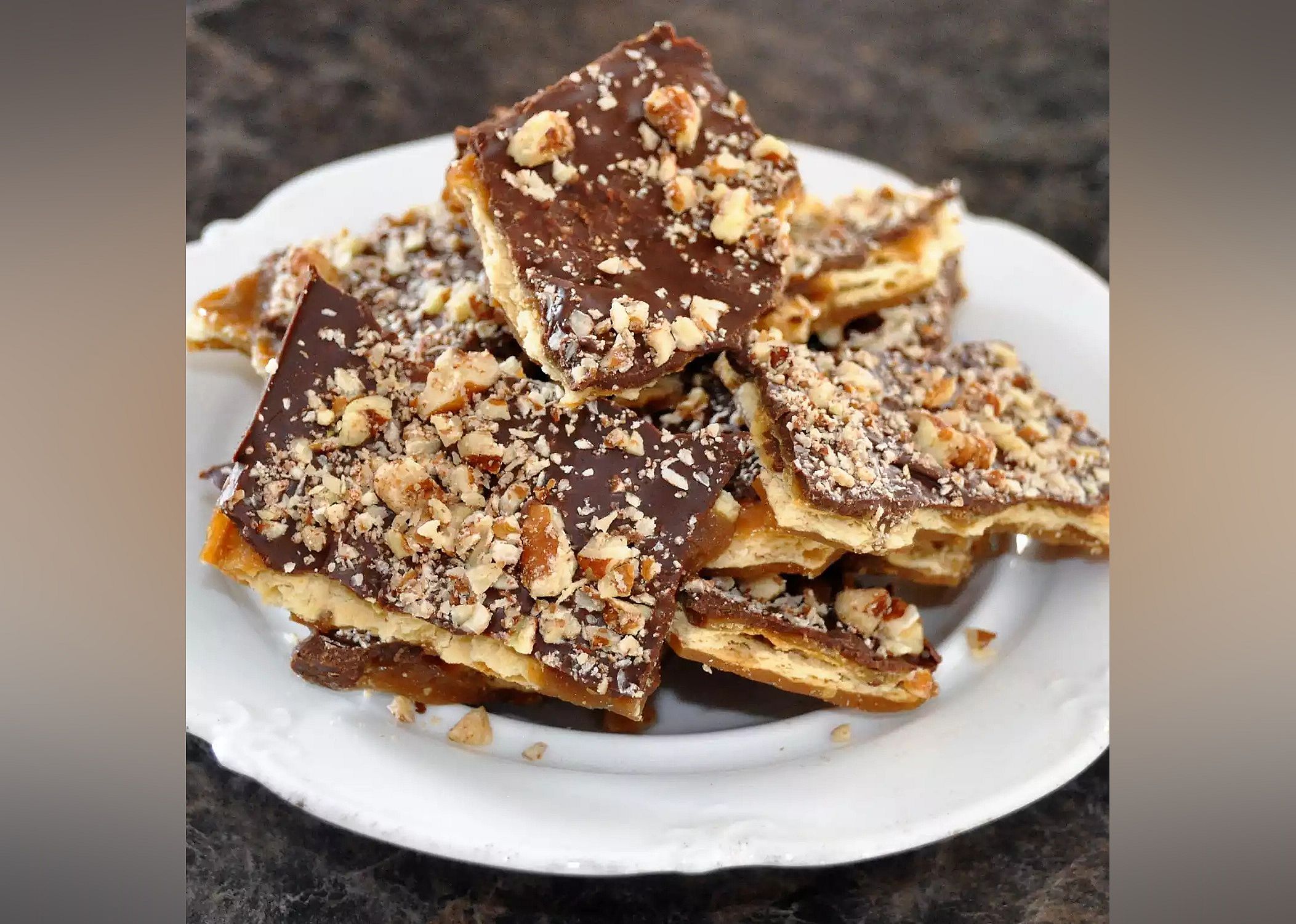 Saltine toffee cookies