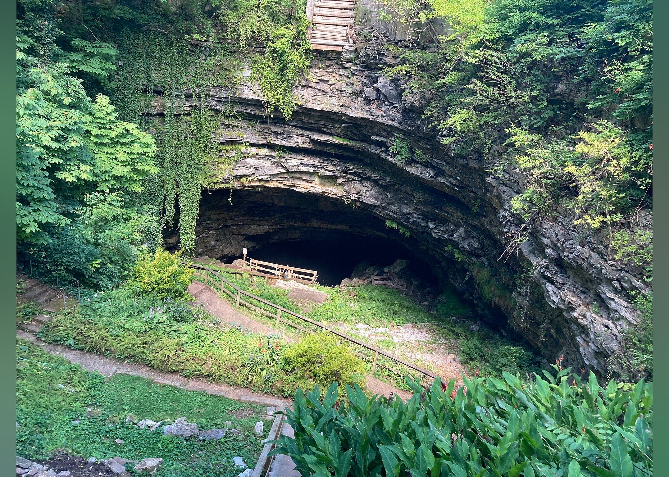 #9. Hidden River Cave and American Cave Museum