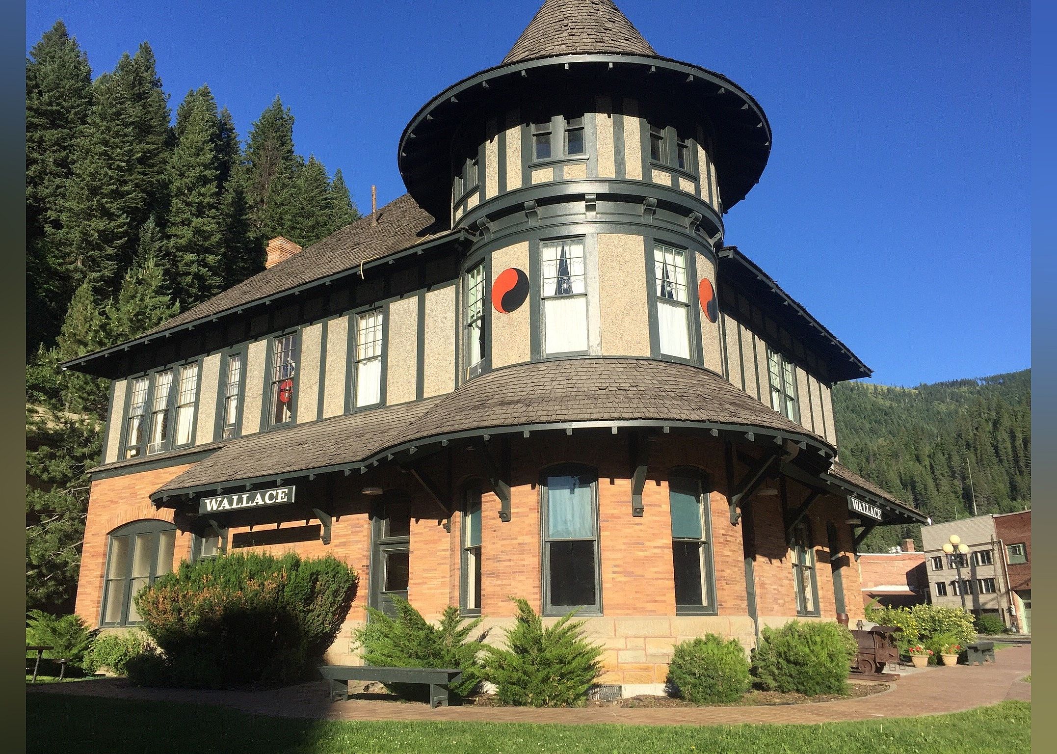 #16. Northern Pacific Depot