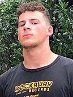 #7: Robbie Ouzts (TE)