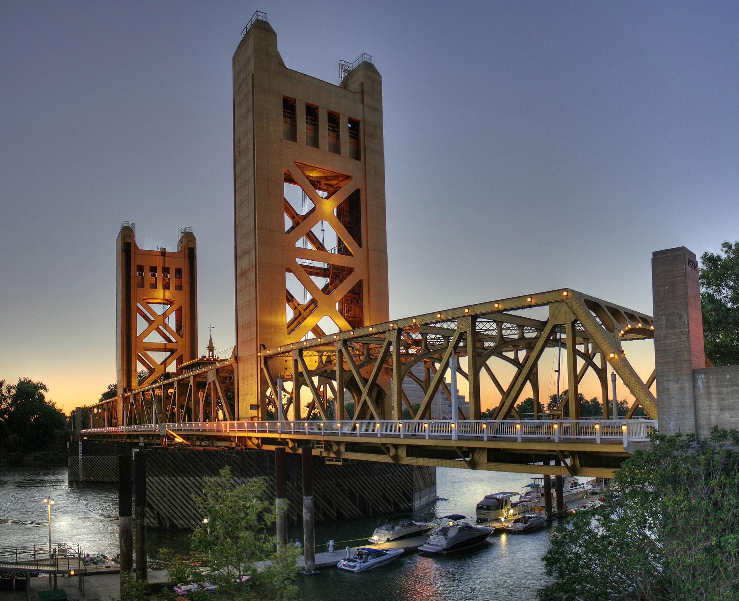 Capital: Sacramento