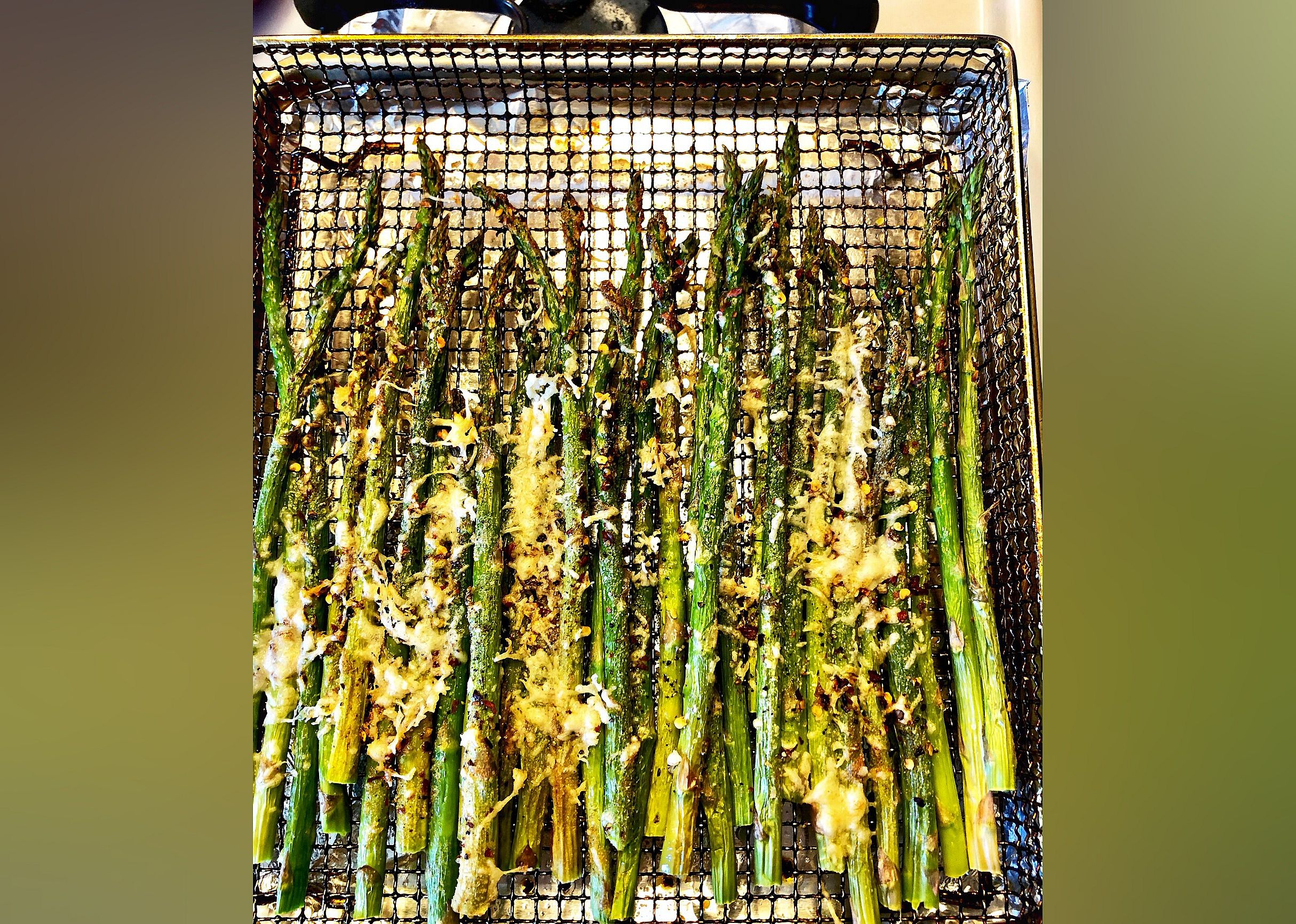 Air Fryer Roasted Asparagus