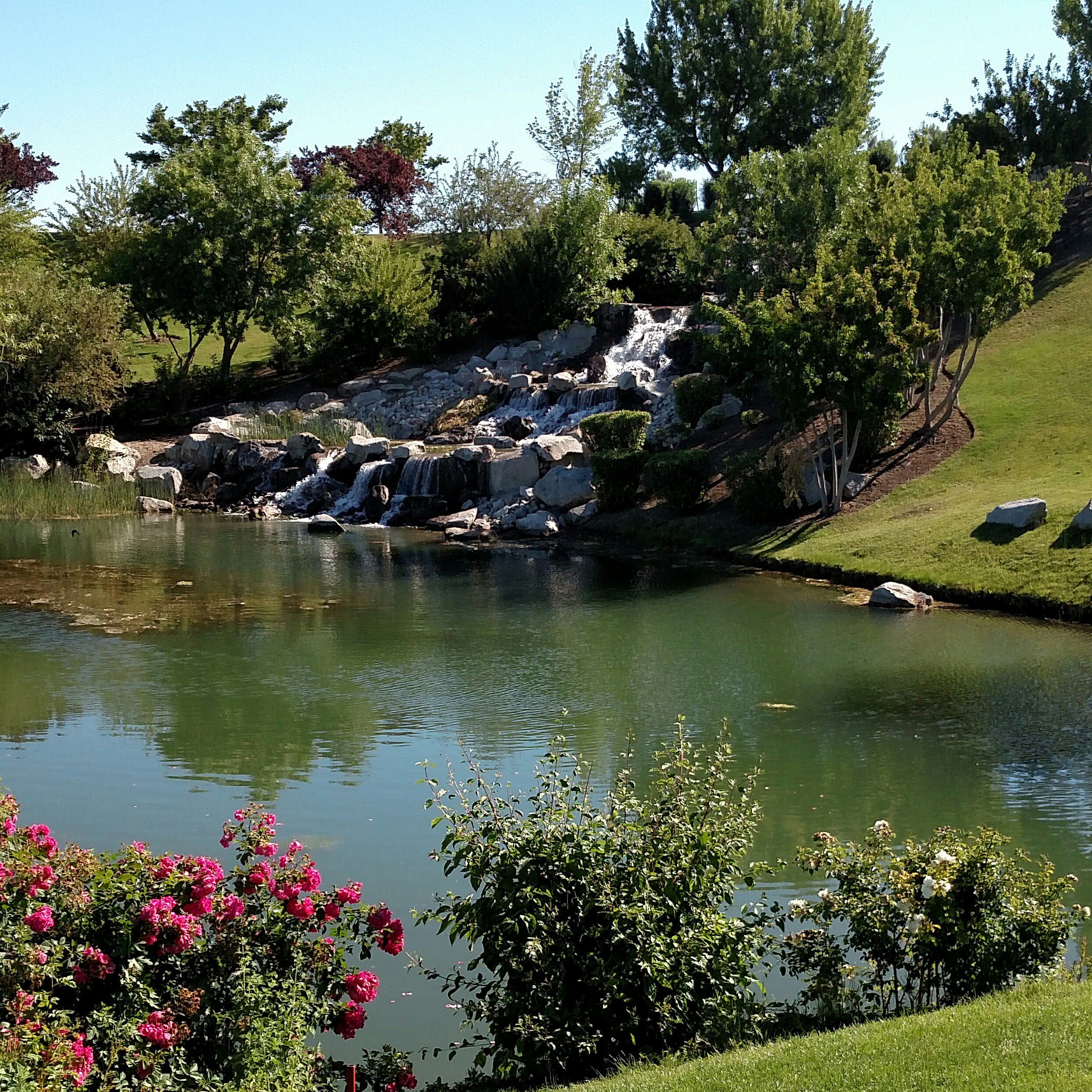 #8. Falcon Crest Golf Club