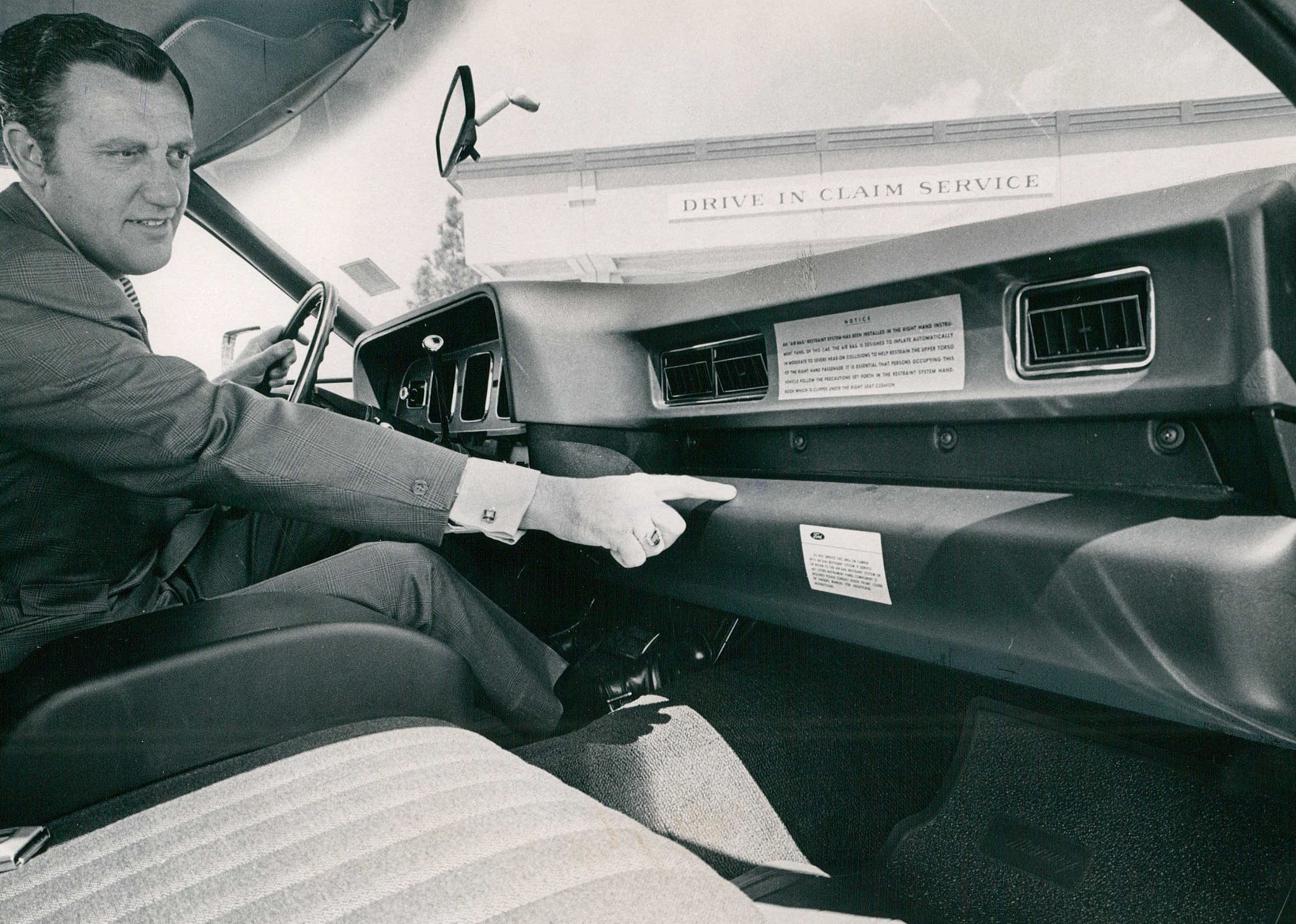 1973: Selt belts get a partner