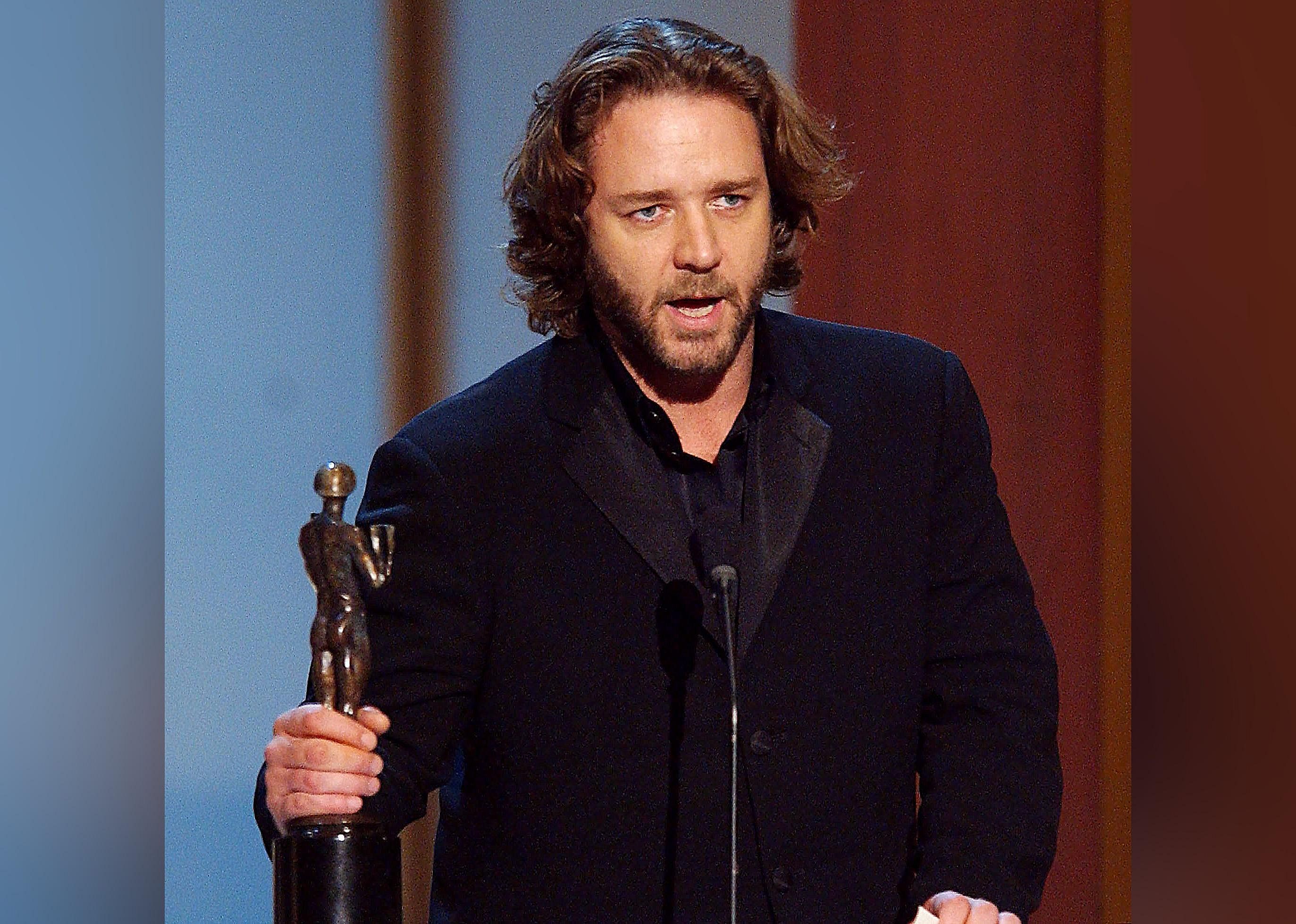2001: Russell Crowe
