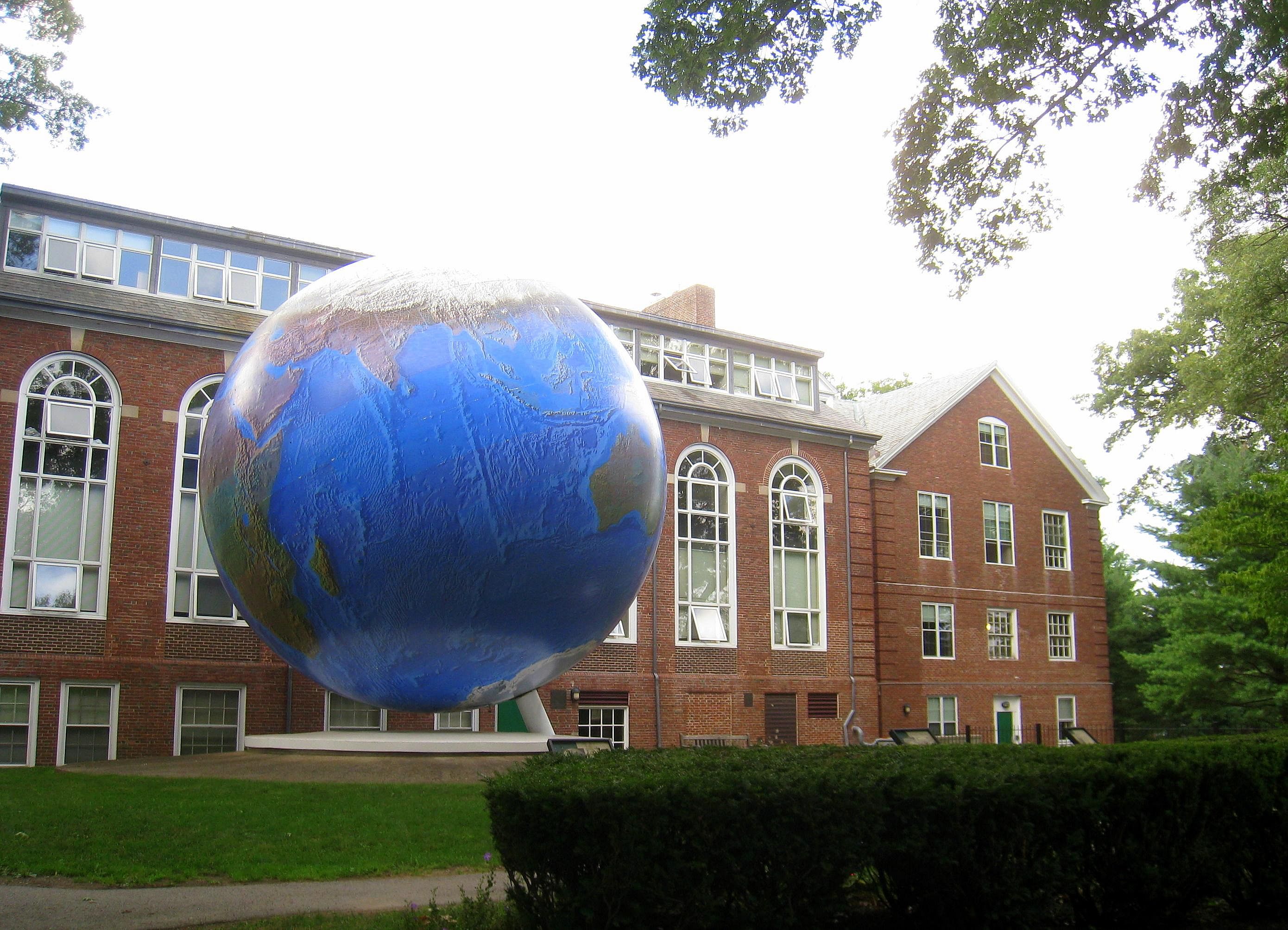 #5. Babson College