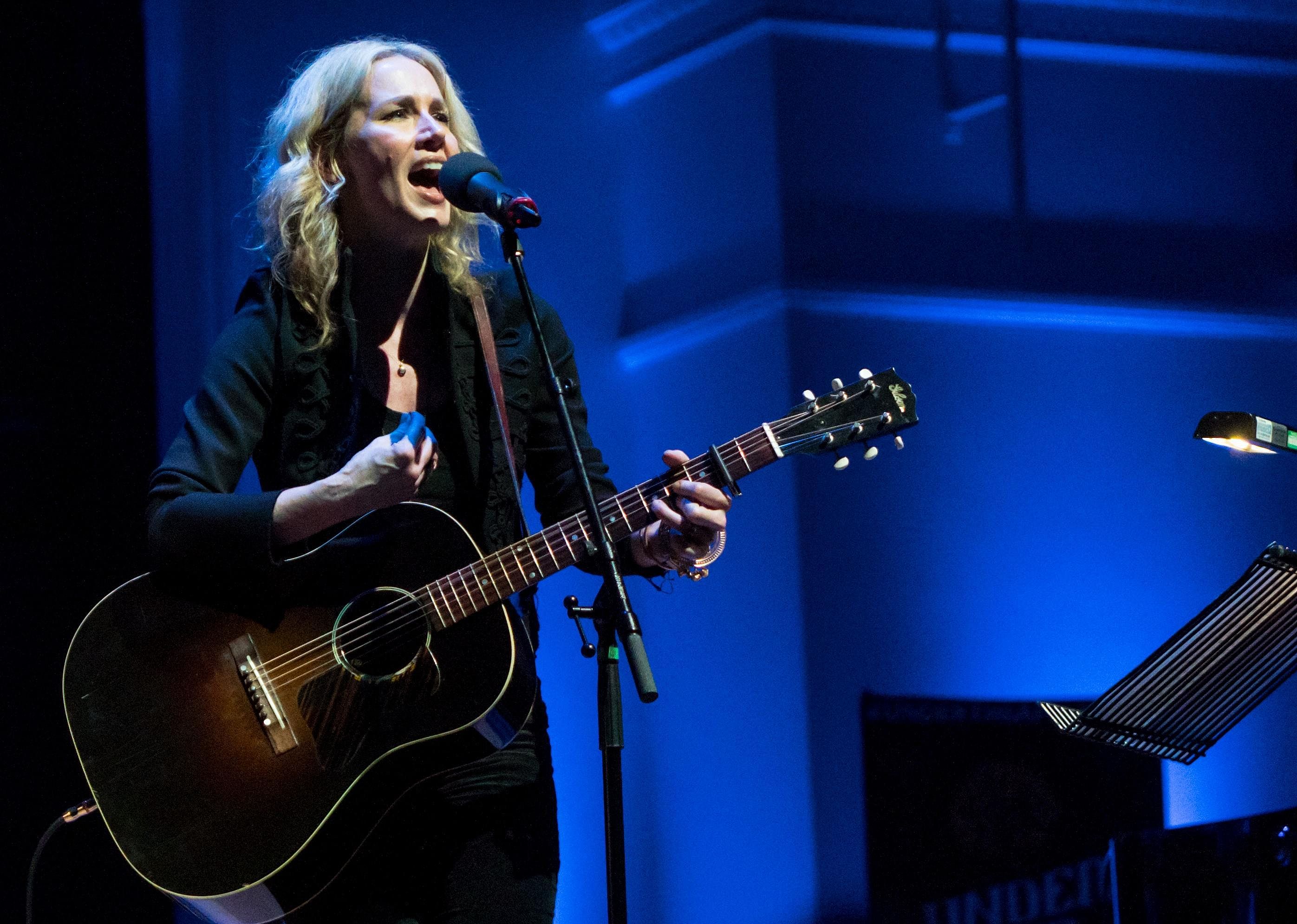 #51. Shelby Lynne (2000)