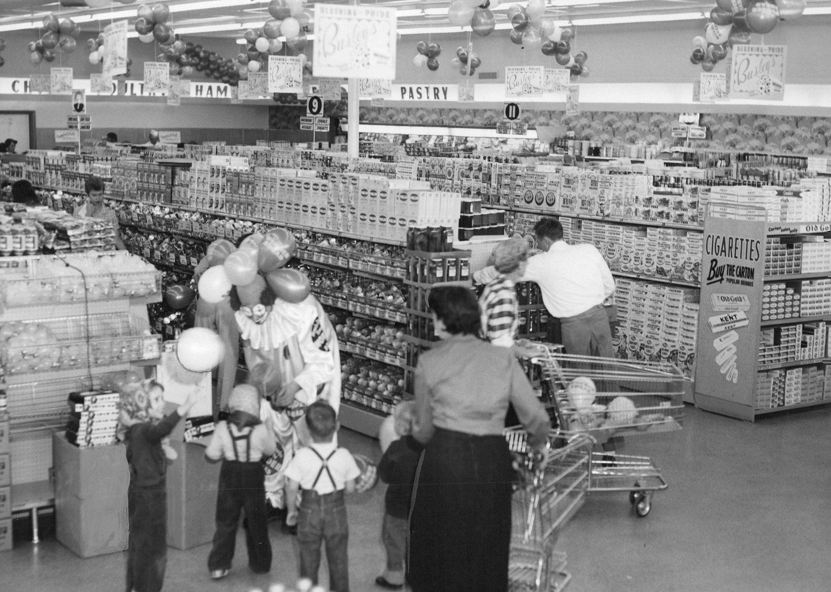 1956: Franchise chains boom with Interstate Highway System