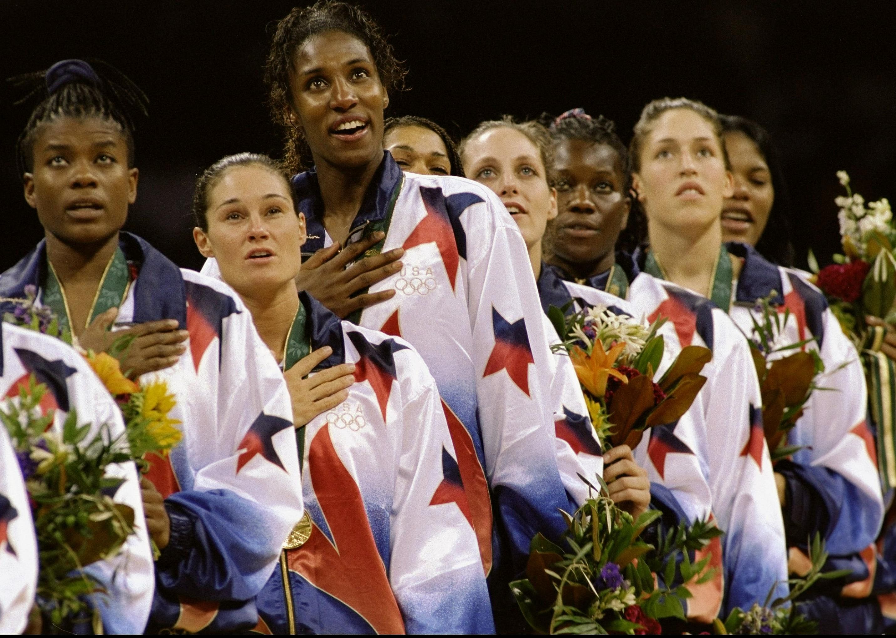 1996: U.S. women's basketball wins gold on home soil