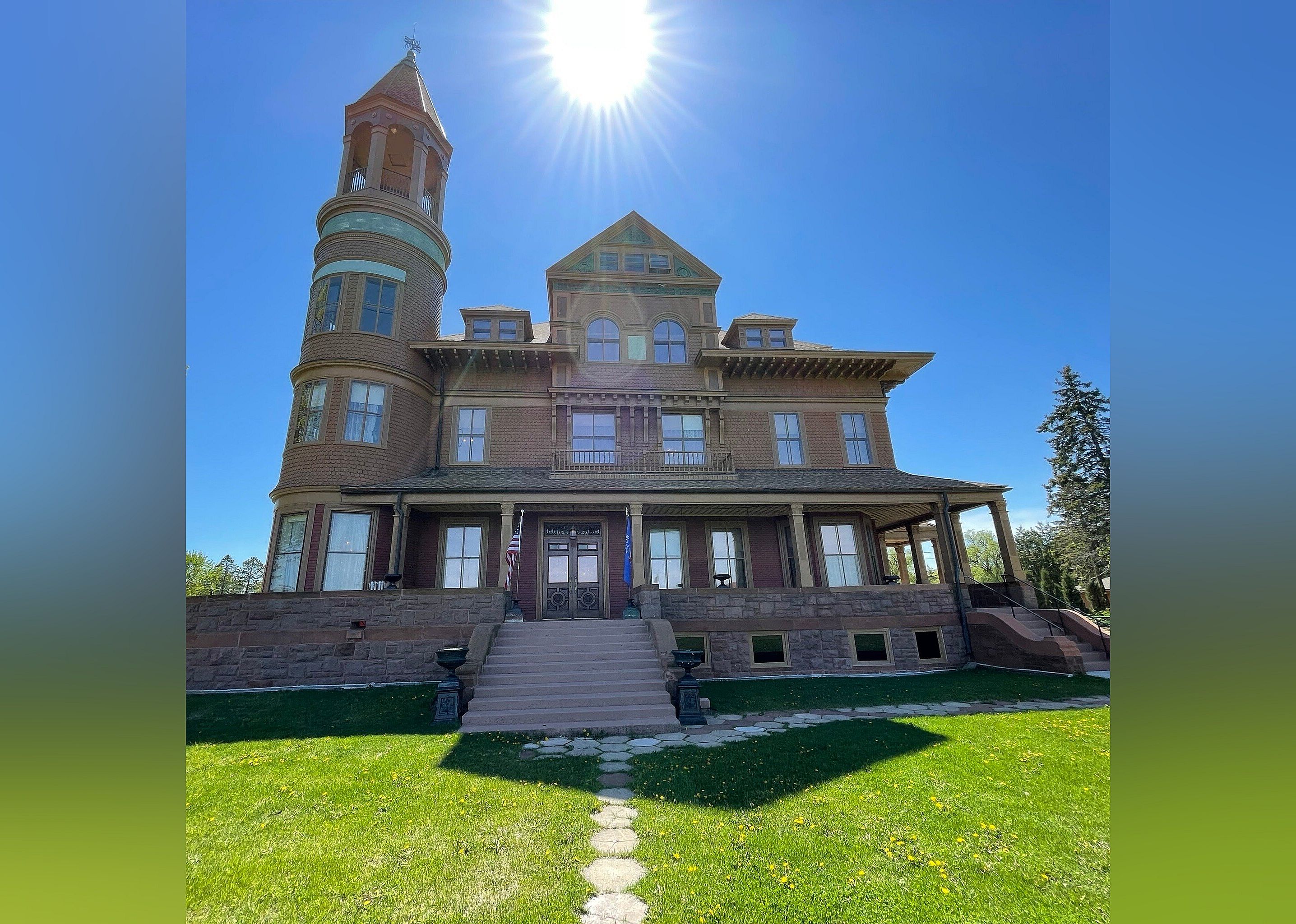 #21. Fairlawn Mansion & Museum