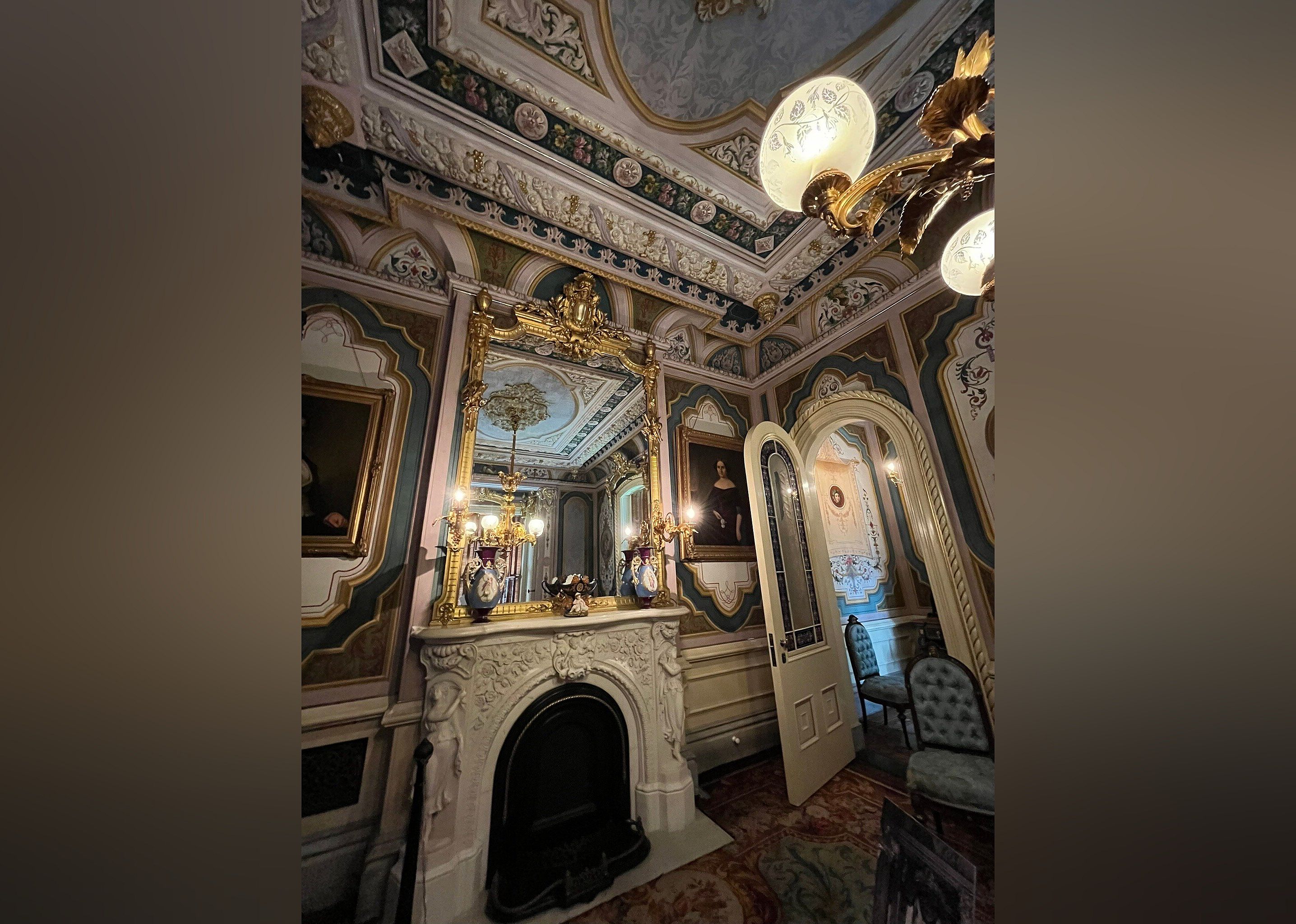 #20. Victoria Mansion