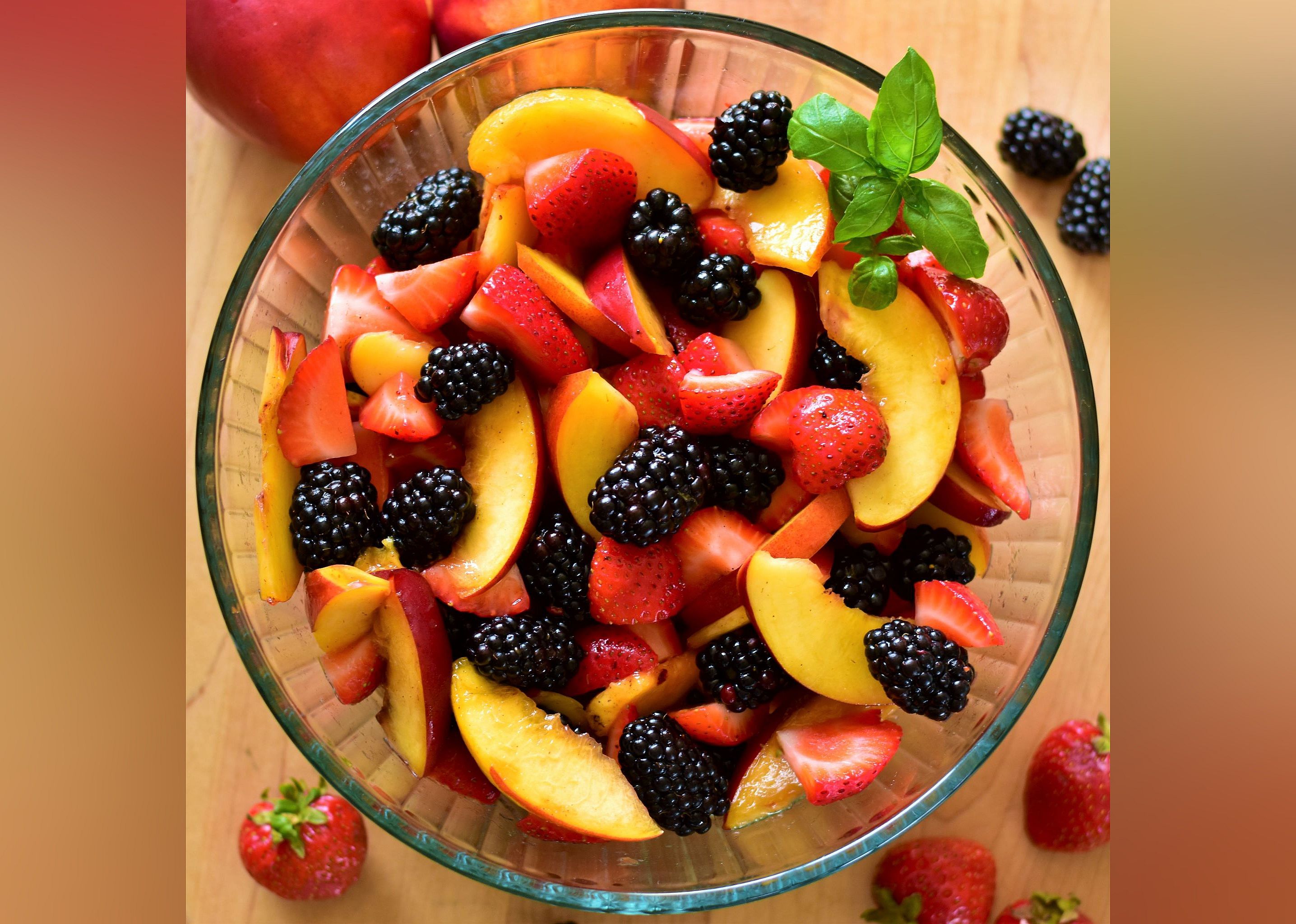 Peach and Berry Salad