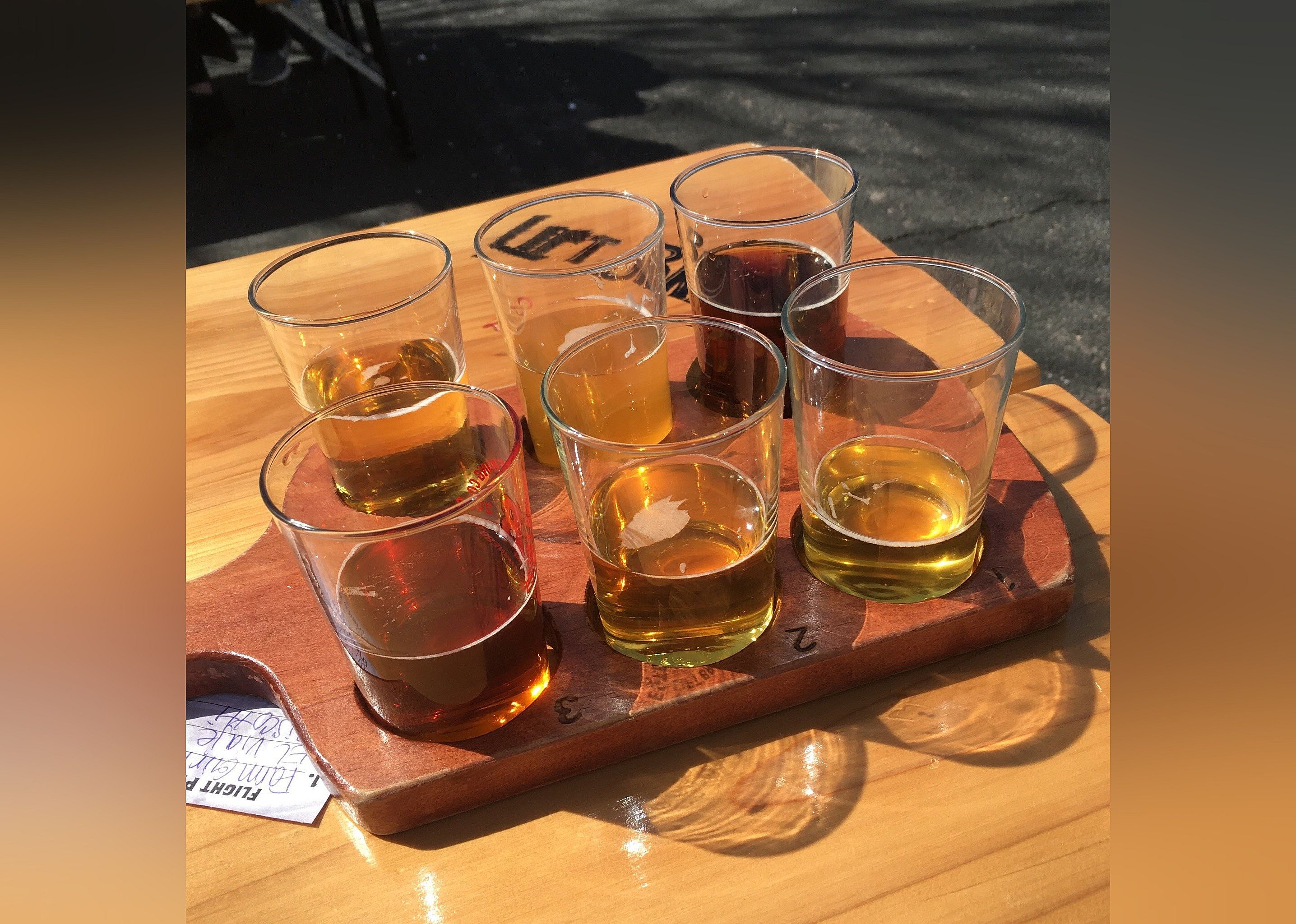 #12. Lift Bridge Brewing Company