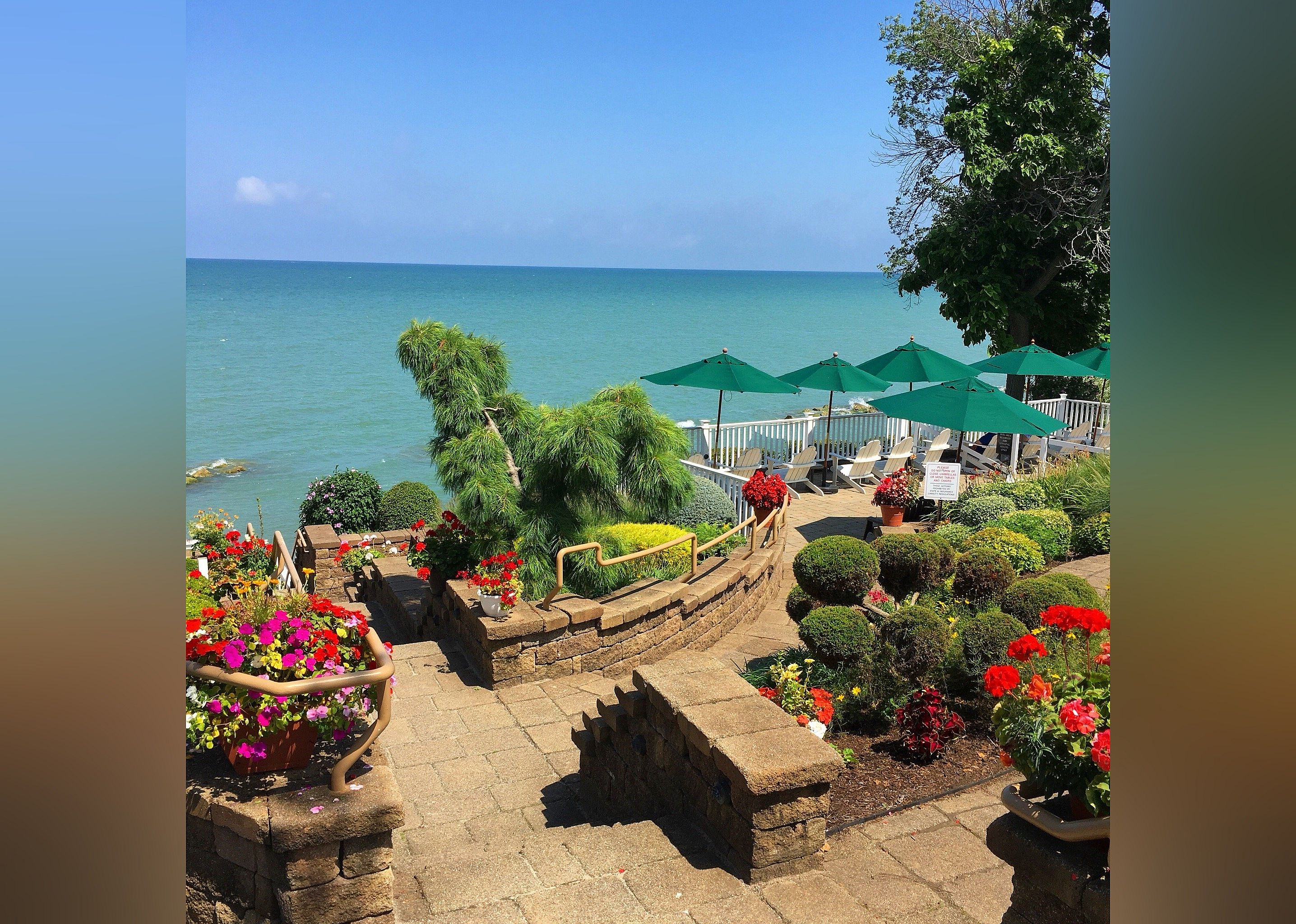 #6. The Lakehouse Inn Winery