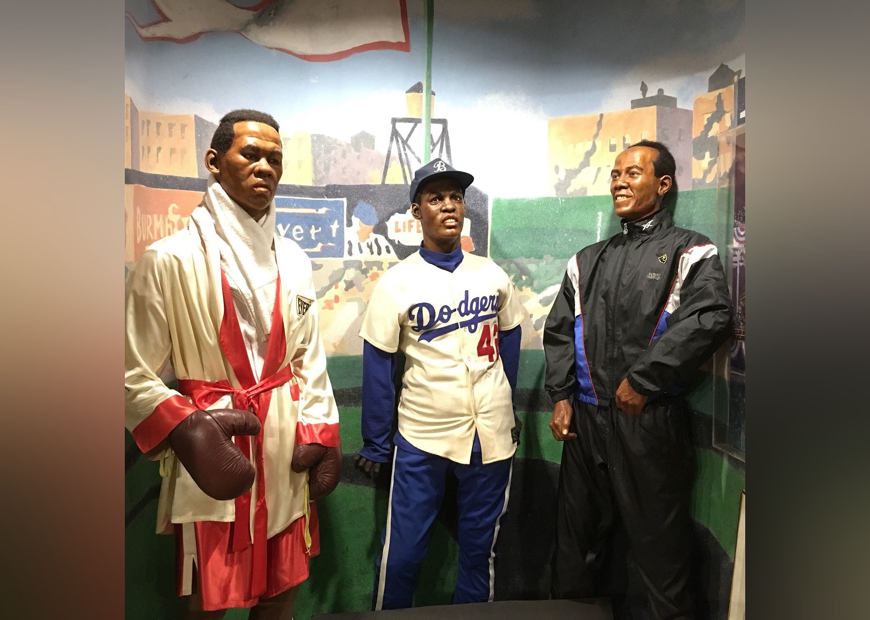 #16. Great Blacks in Wax Museum
