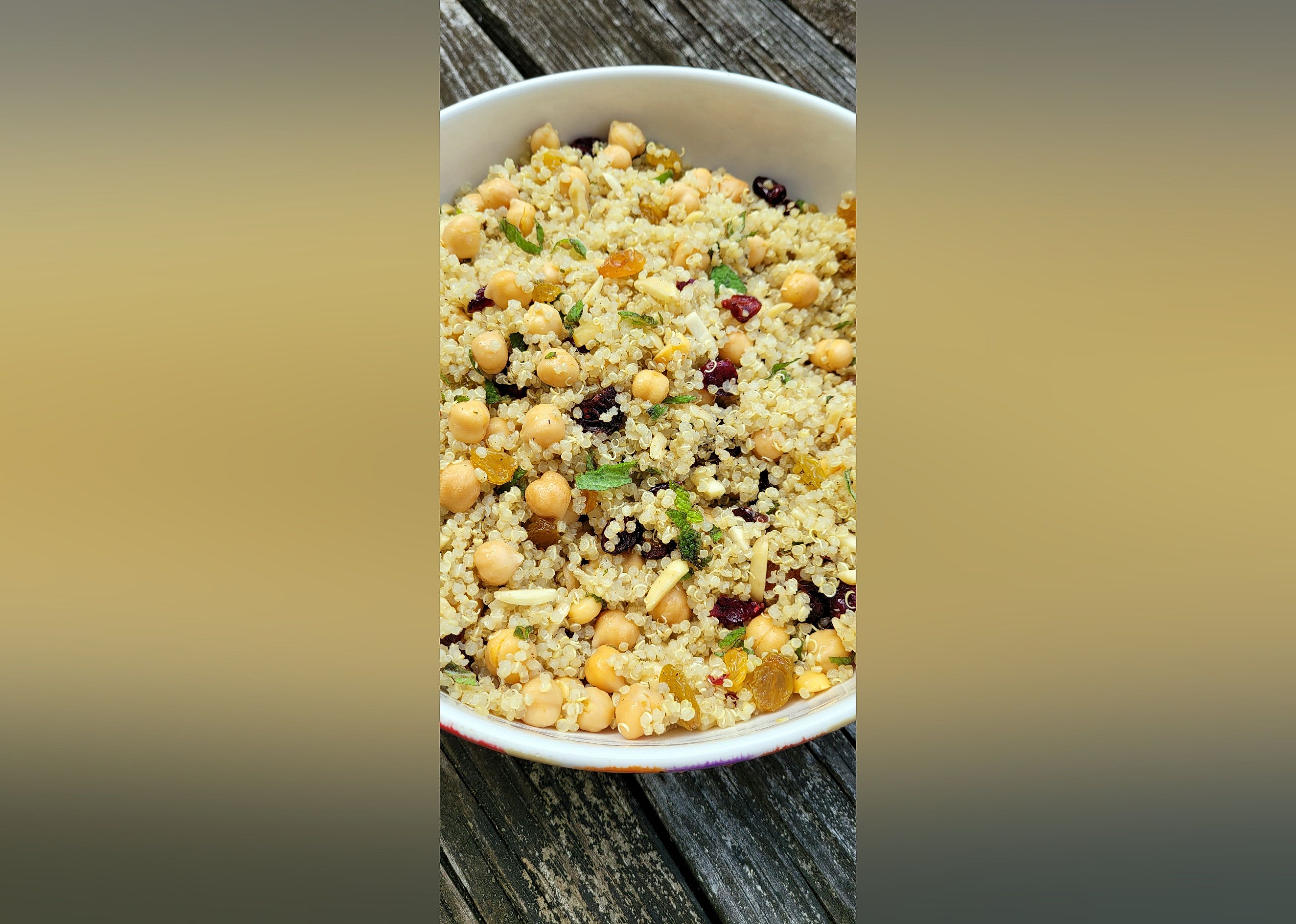 Garbanzo Bean and Quinoa Salad