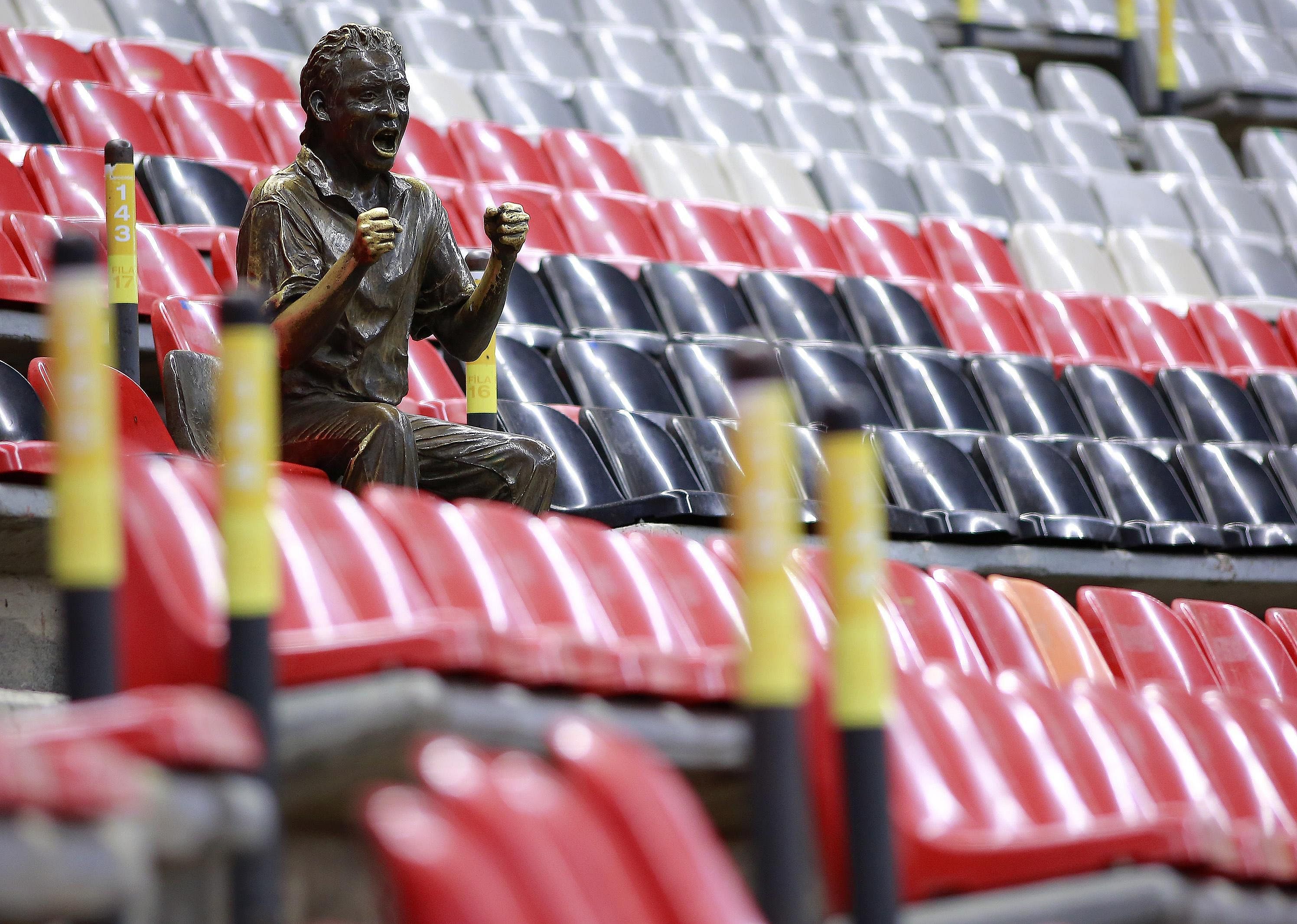 March 15, 2020: No crowds of more than 50; Mexican league stops