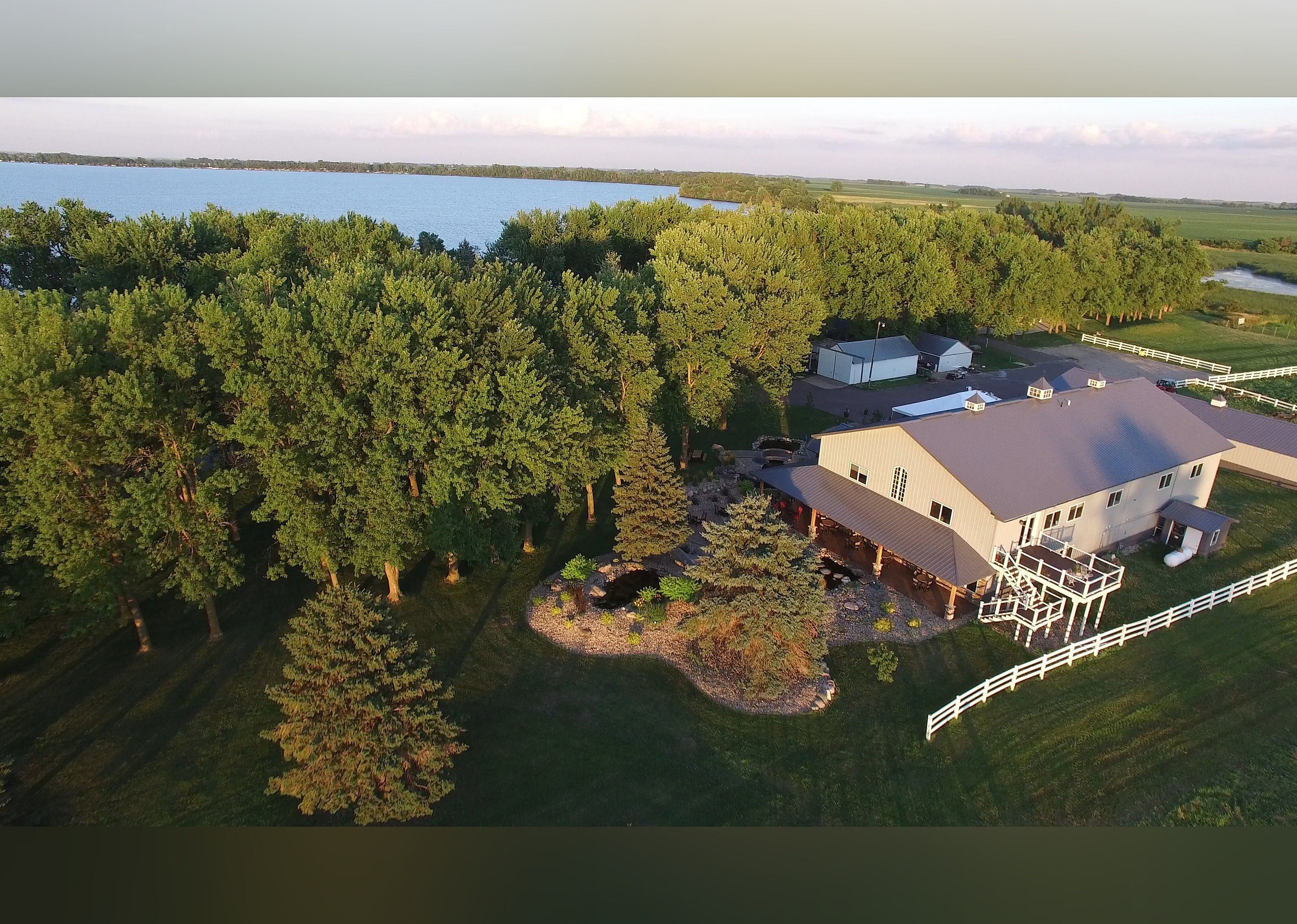 #15. Round Lake Vineyards & Winery