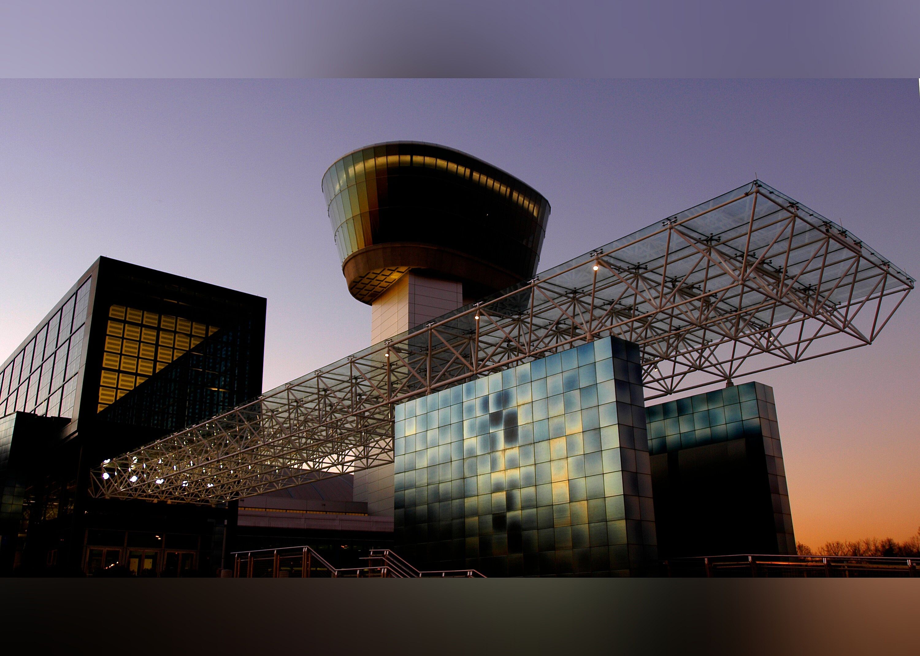 #10. Steven F Udvar-Hazy Center