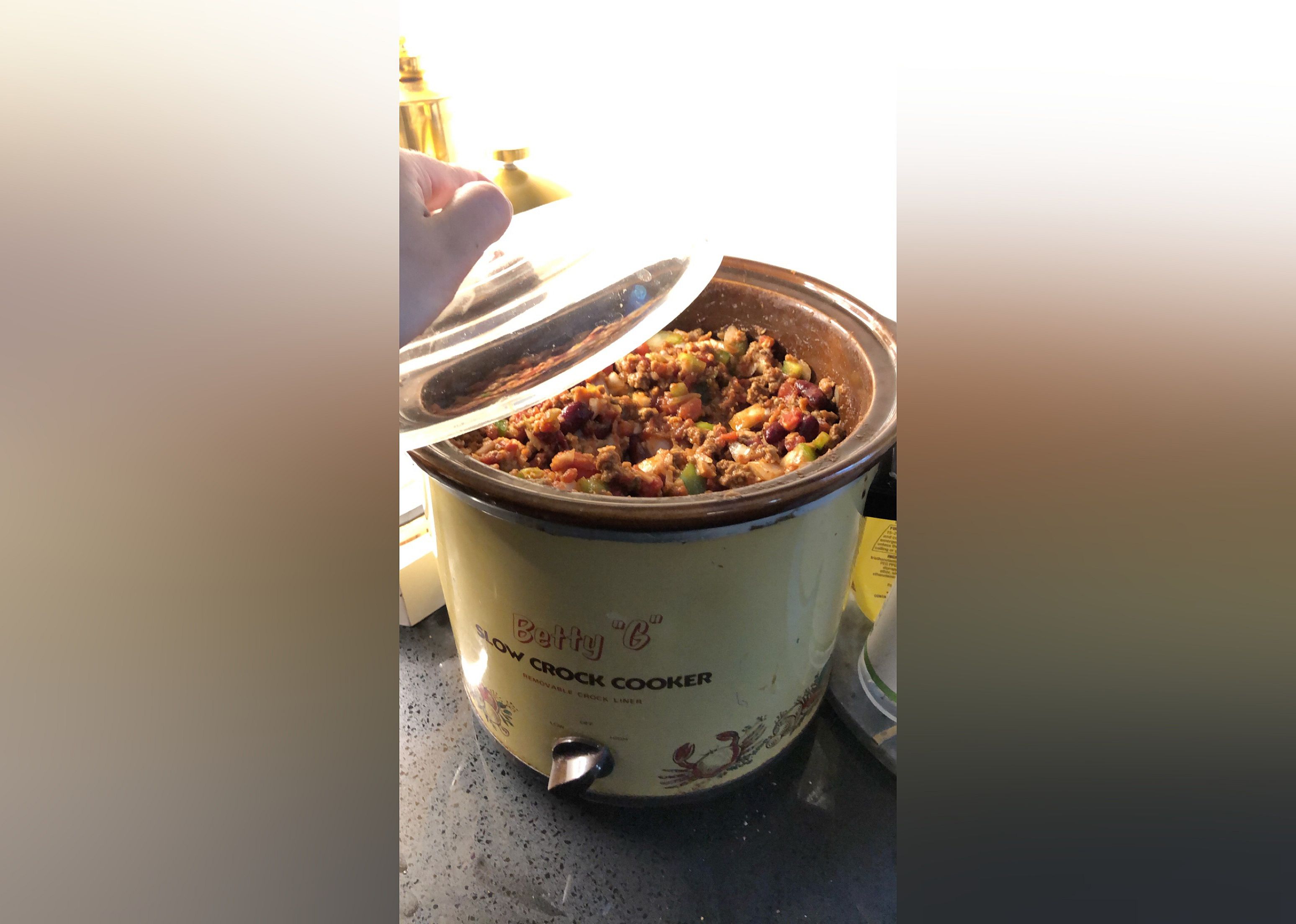 Spicy Slow-Cooked Chili