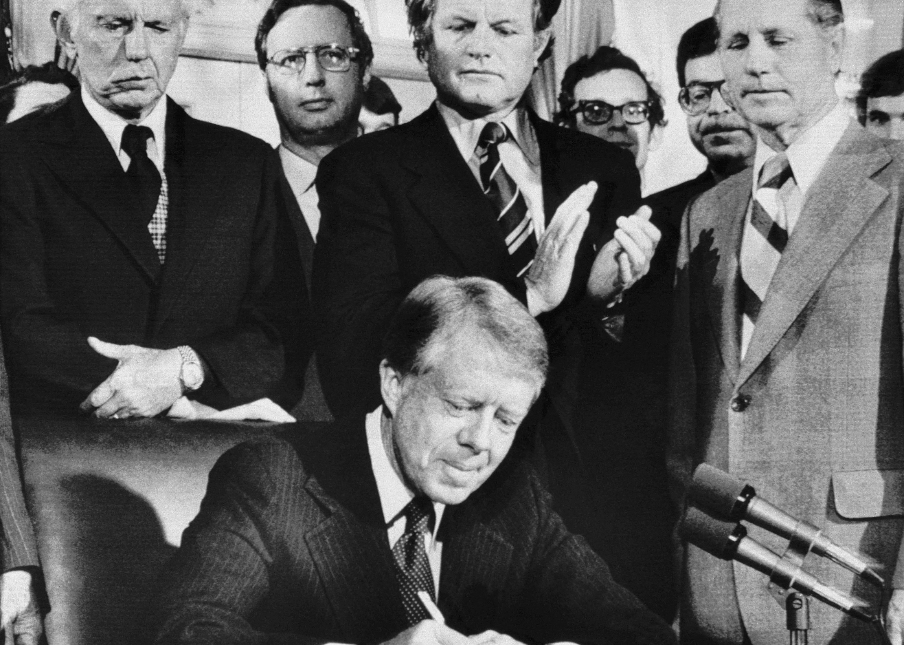 1978: President Carter signs Airline Deregulation Act