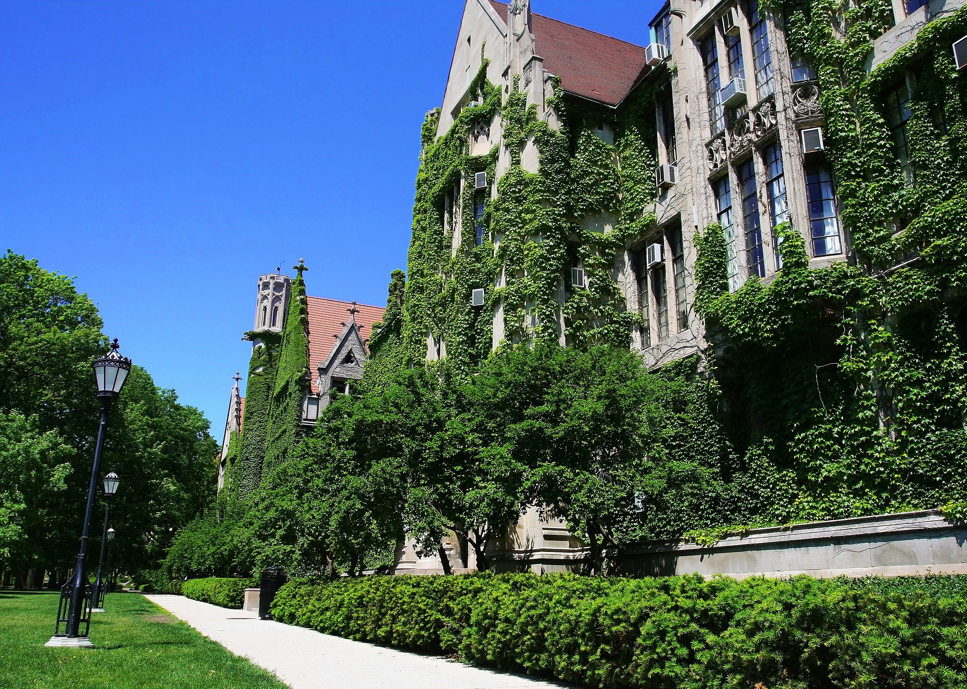 #3. University of Chicago