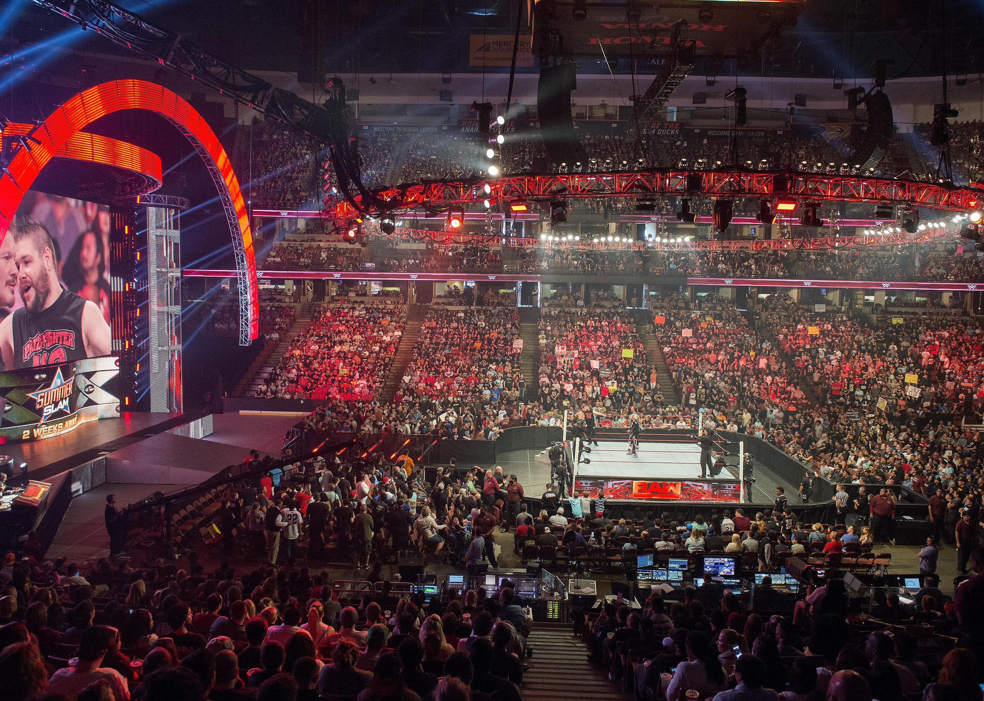 April 13, 2020: Wrestling goes live with empty seats