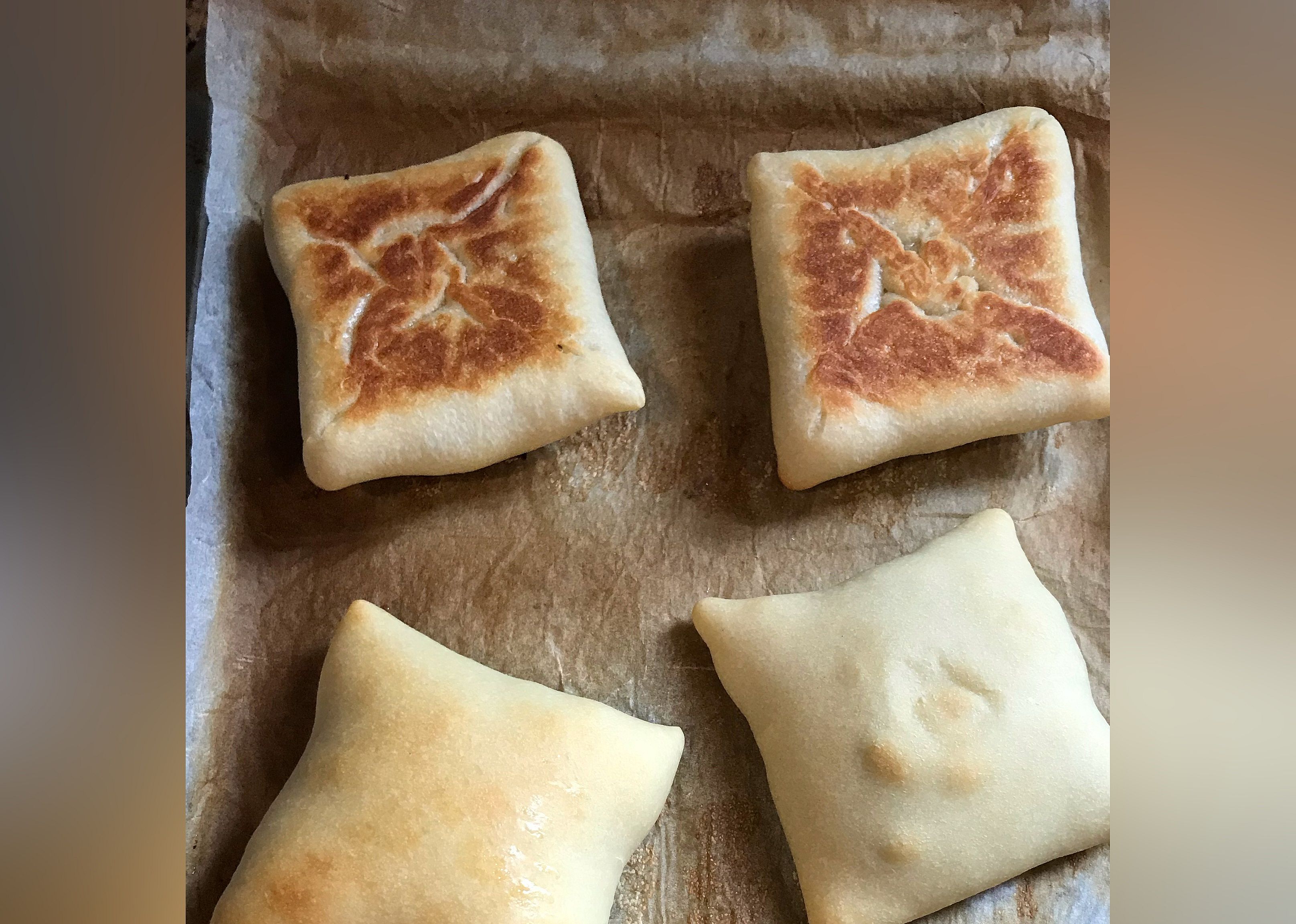 Bierocks (German Meat Turnovers)