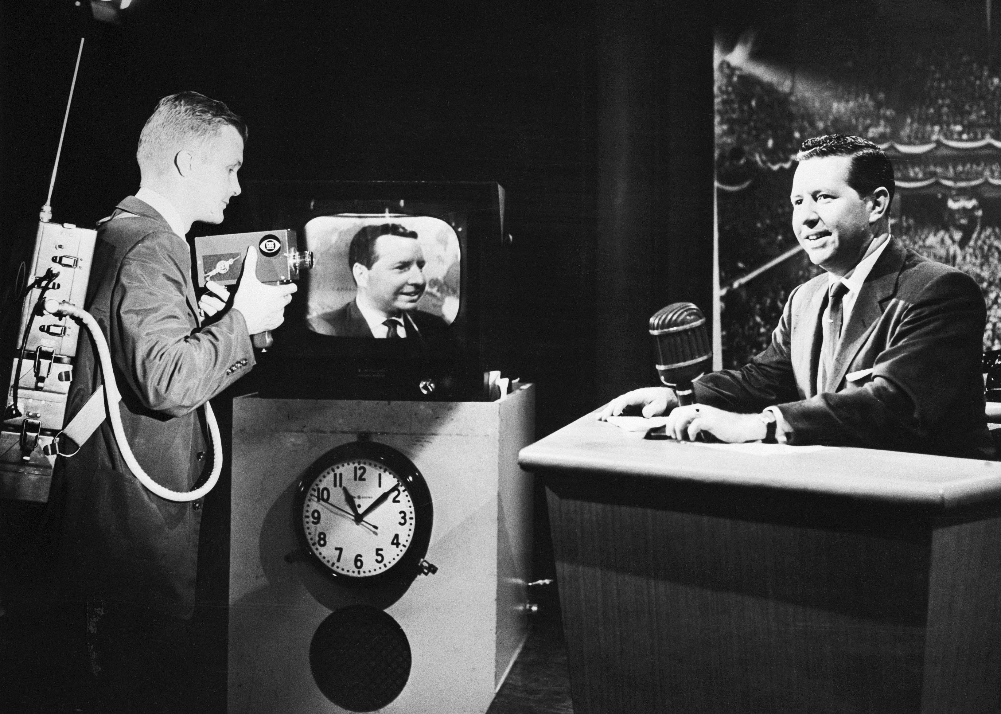 1947: CBS and NBC broadcast 15-minute national newscasts