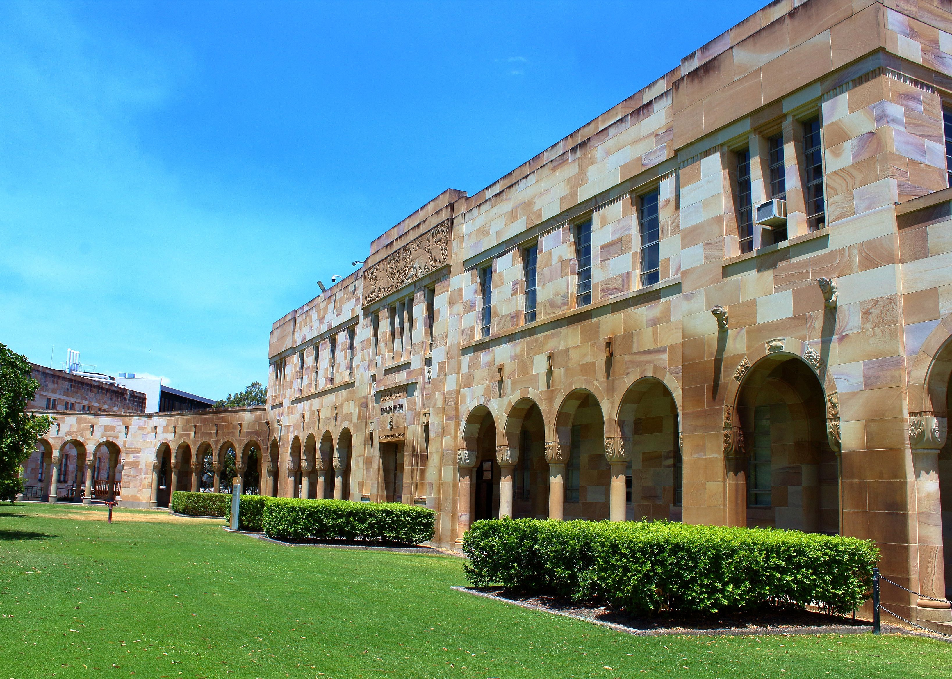 #8. University of Queensland
