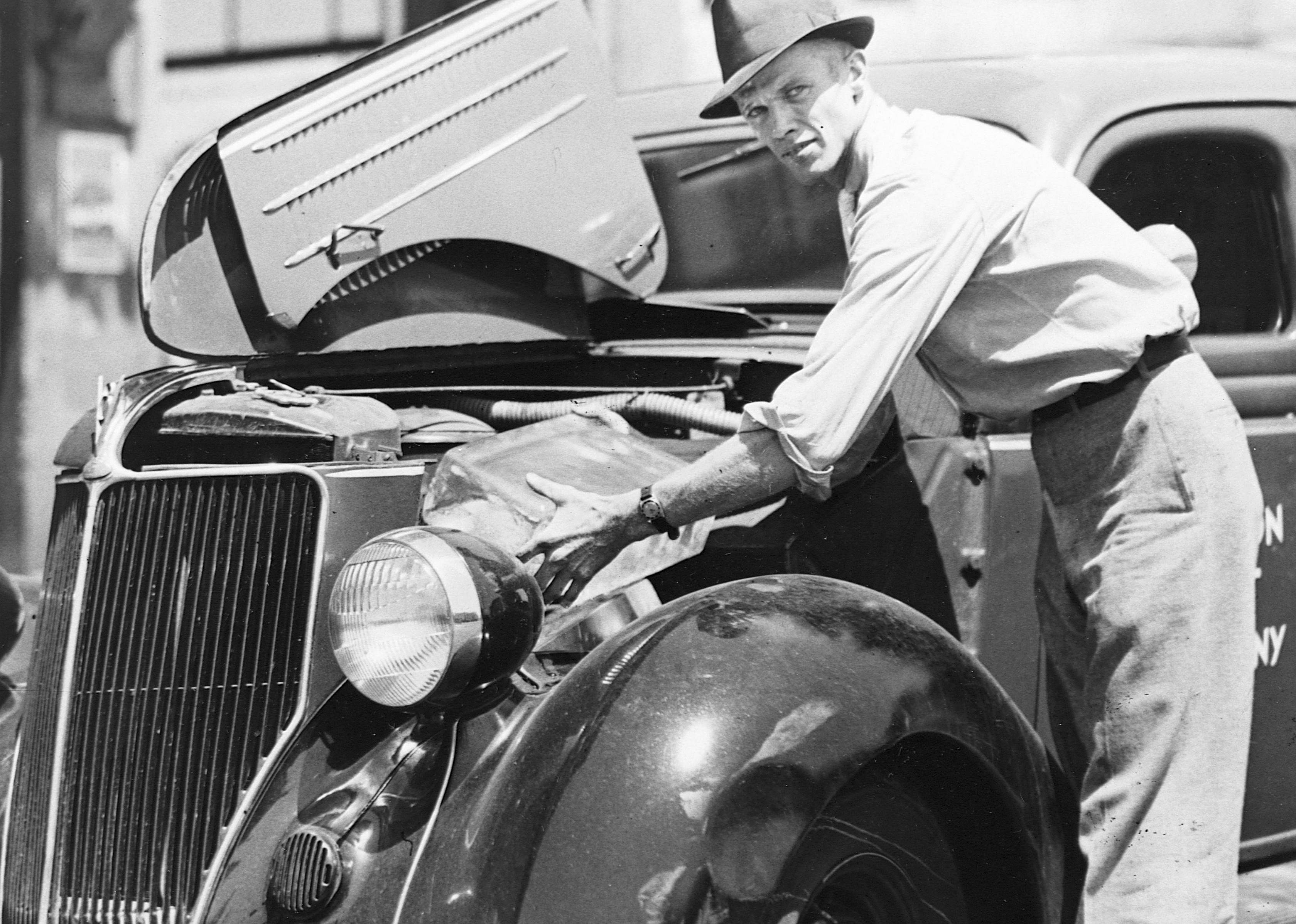 1936
