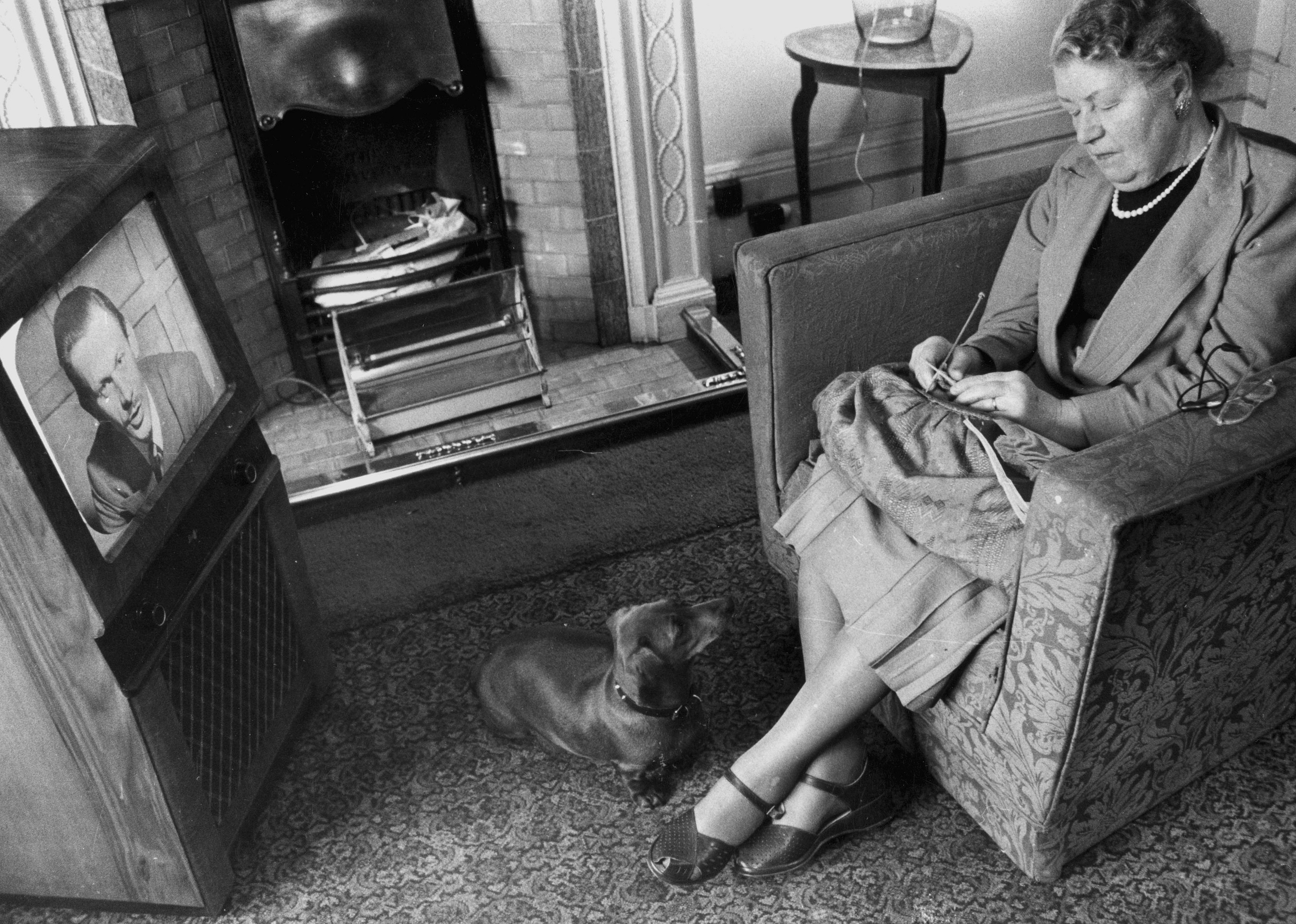 1951: TV spurs advertising industry