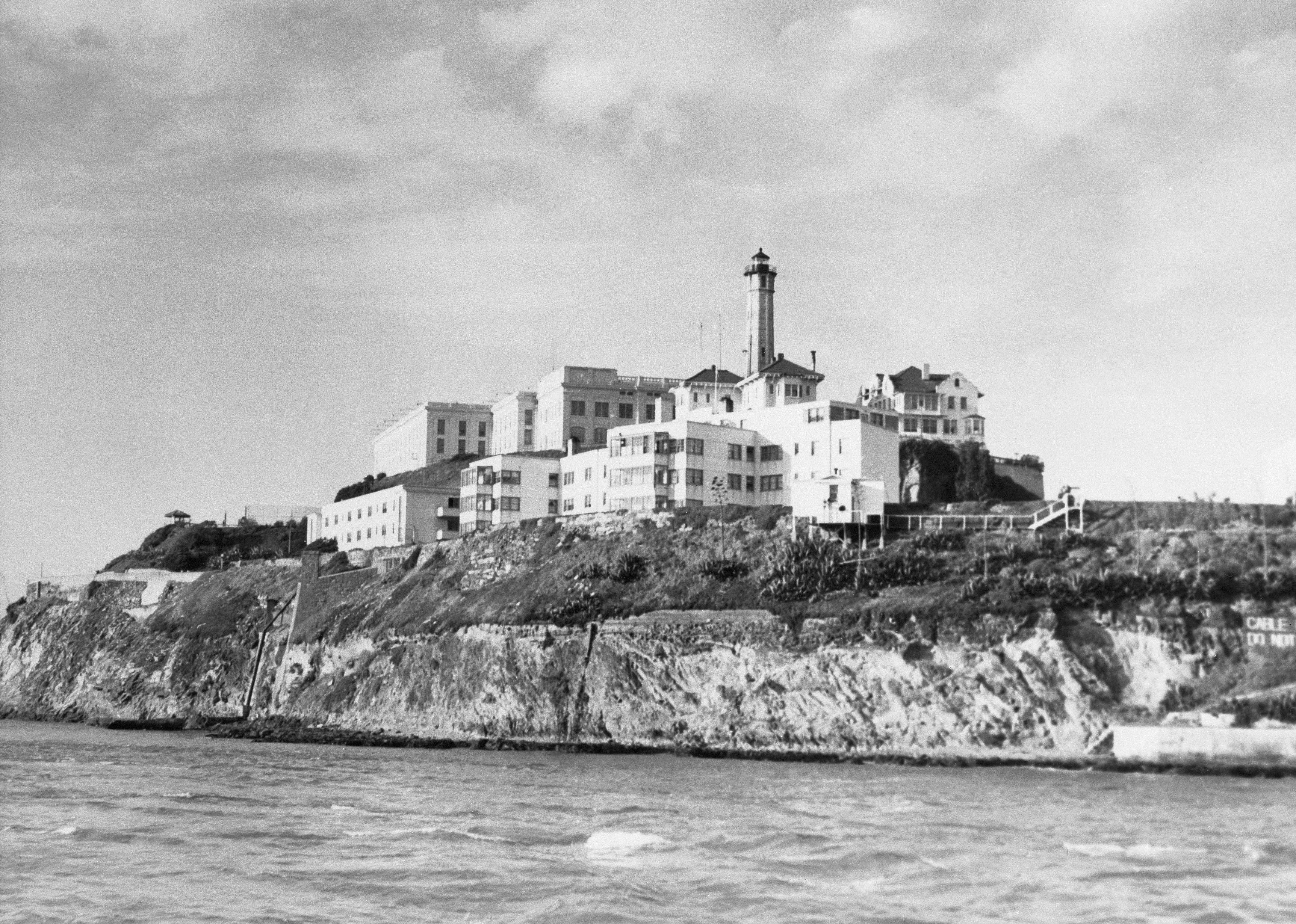 1934: Alcatraz prison opens in San Francisco Bay