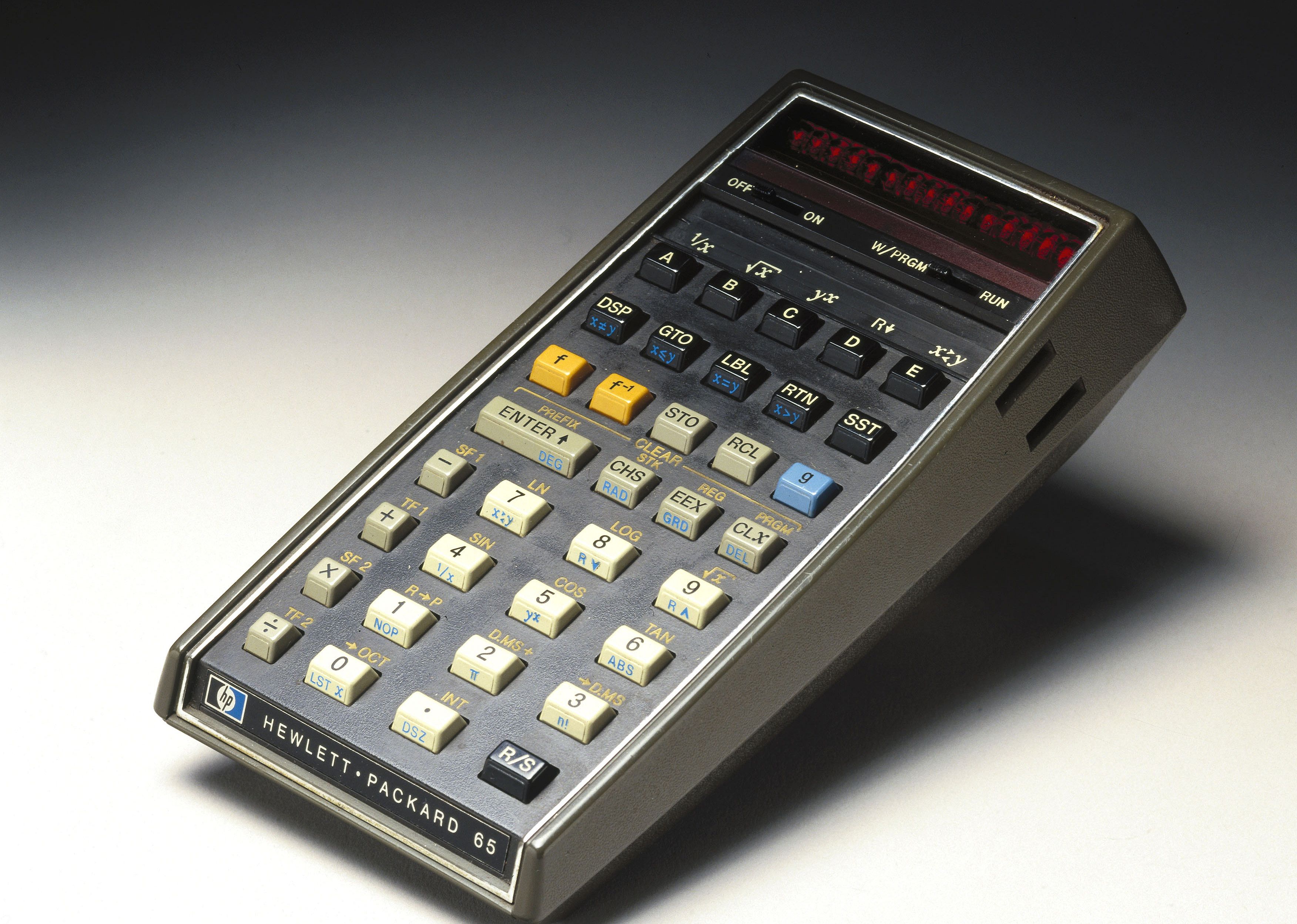 An HP-65 calculator.