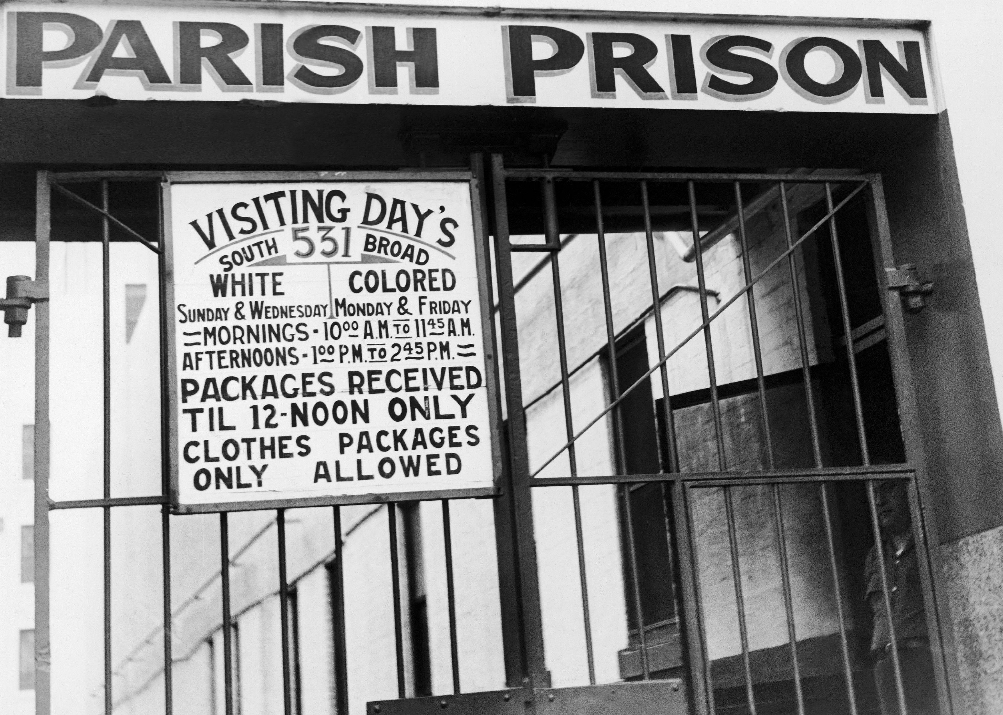 1940: Prisons in the North adopt correctional institute model