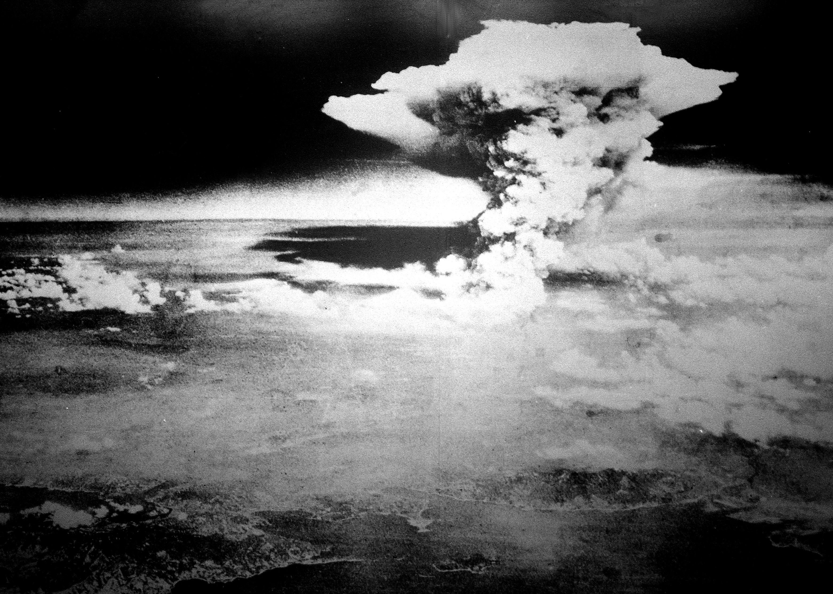 1946: The New Yorker publishes Hershey’s Hiroshima