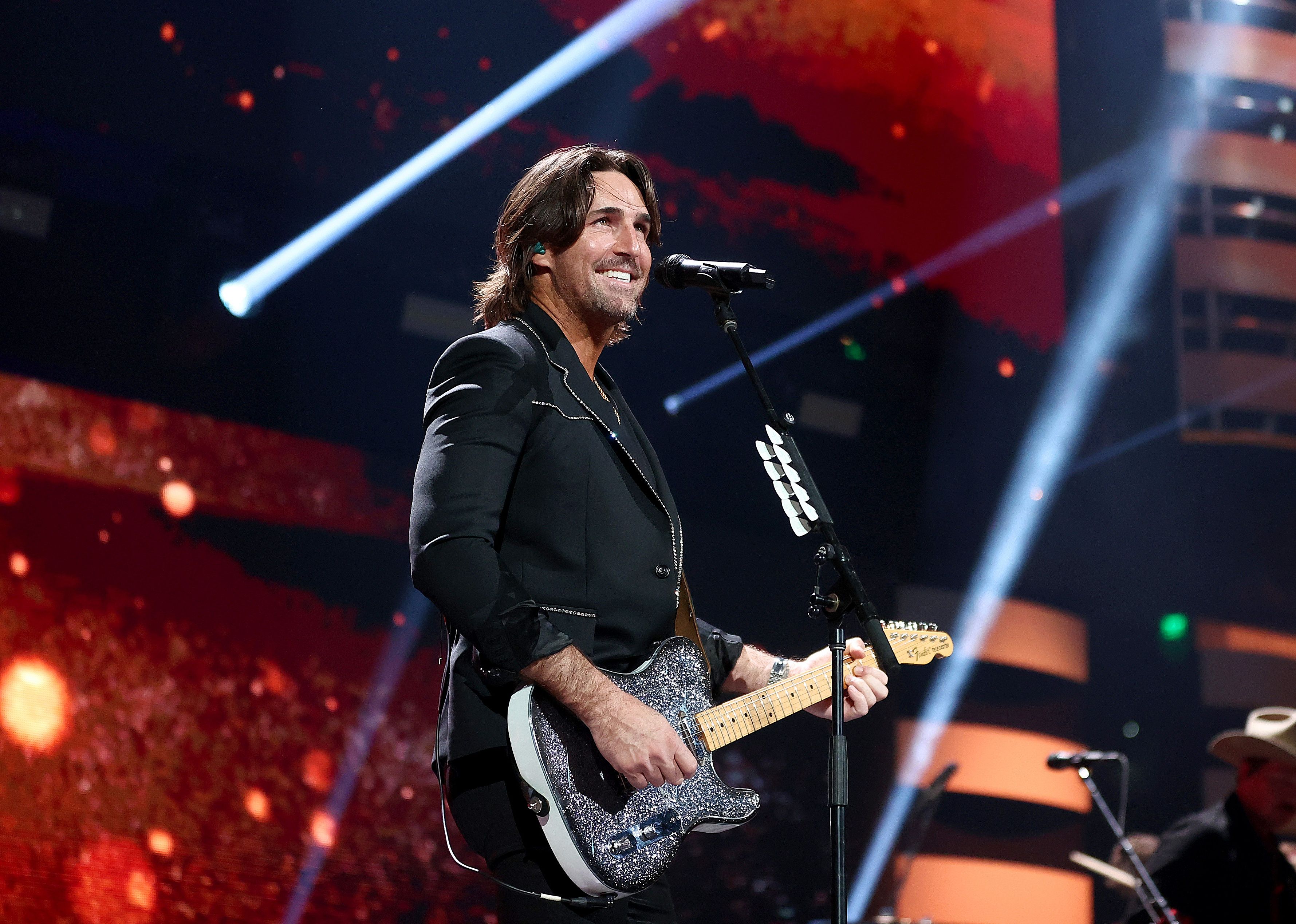 Jake Owen performs onstage during the 2021 iHeartCountry Festival.
