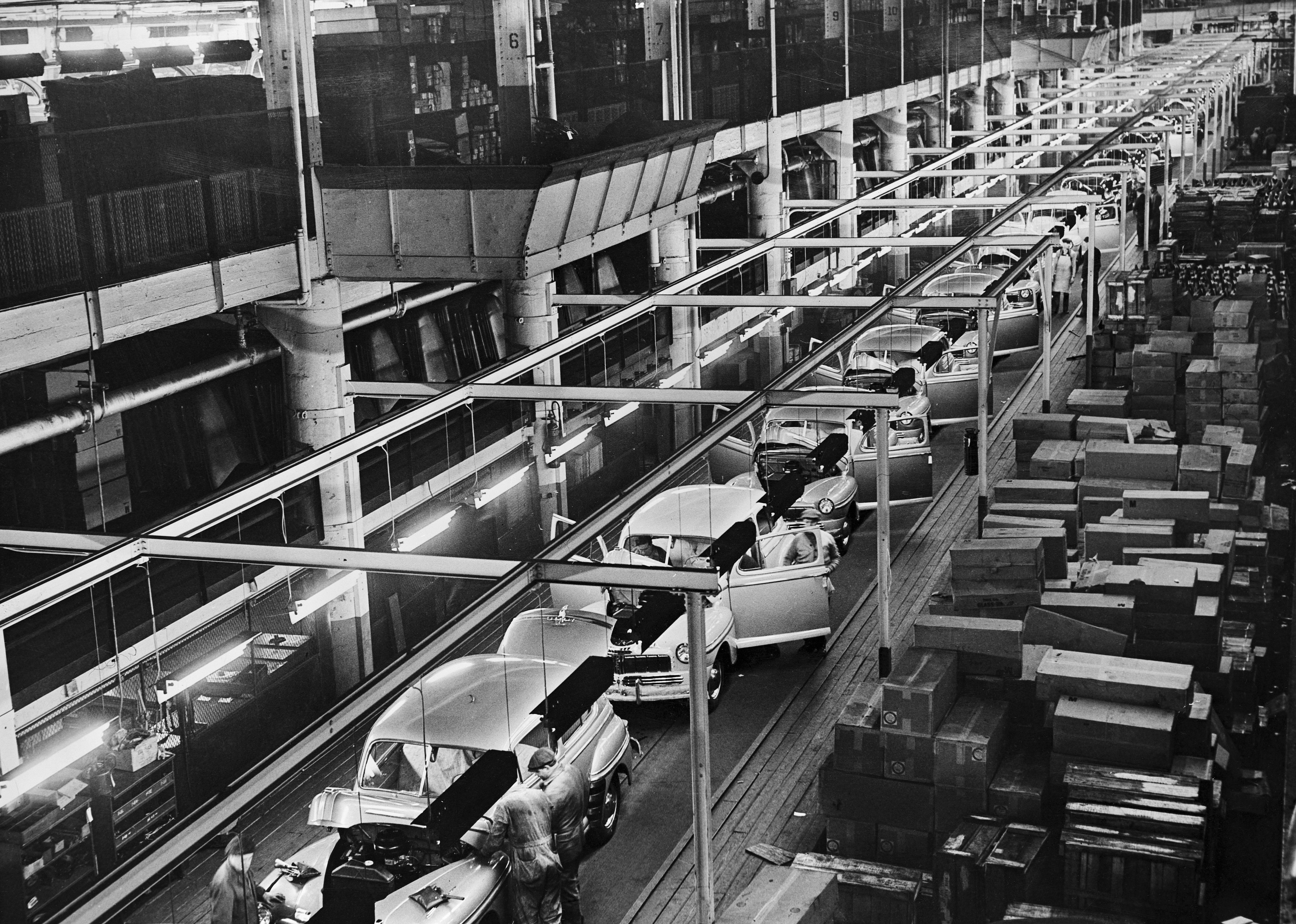 1945: A new age begins