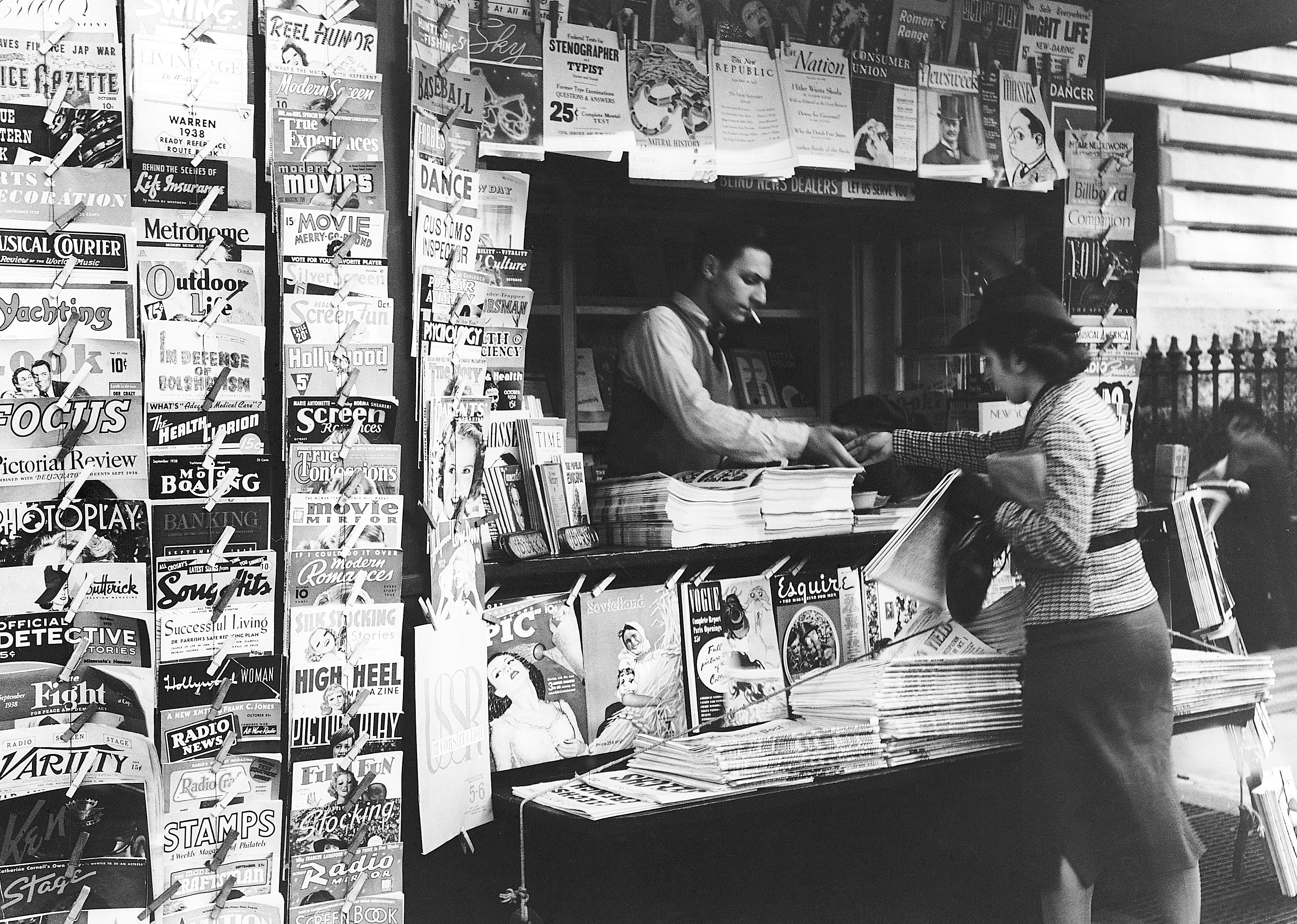 1936: Porter pens personal finance column