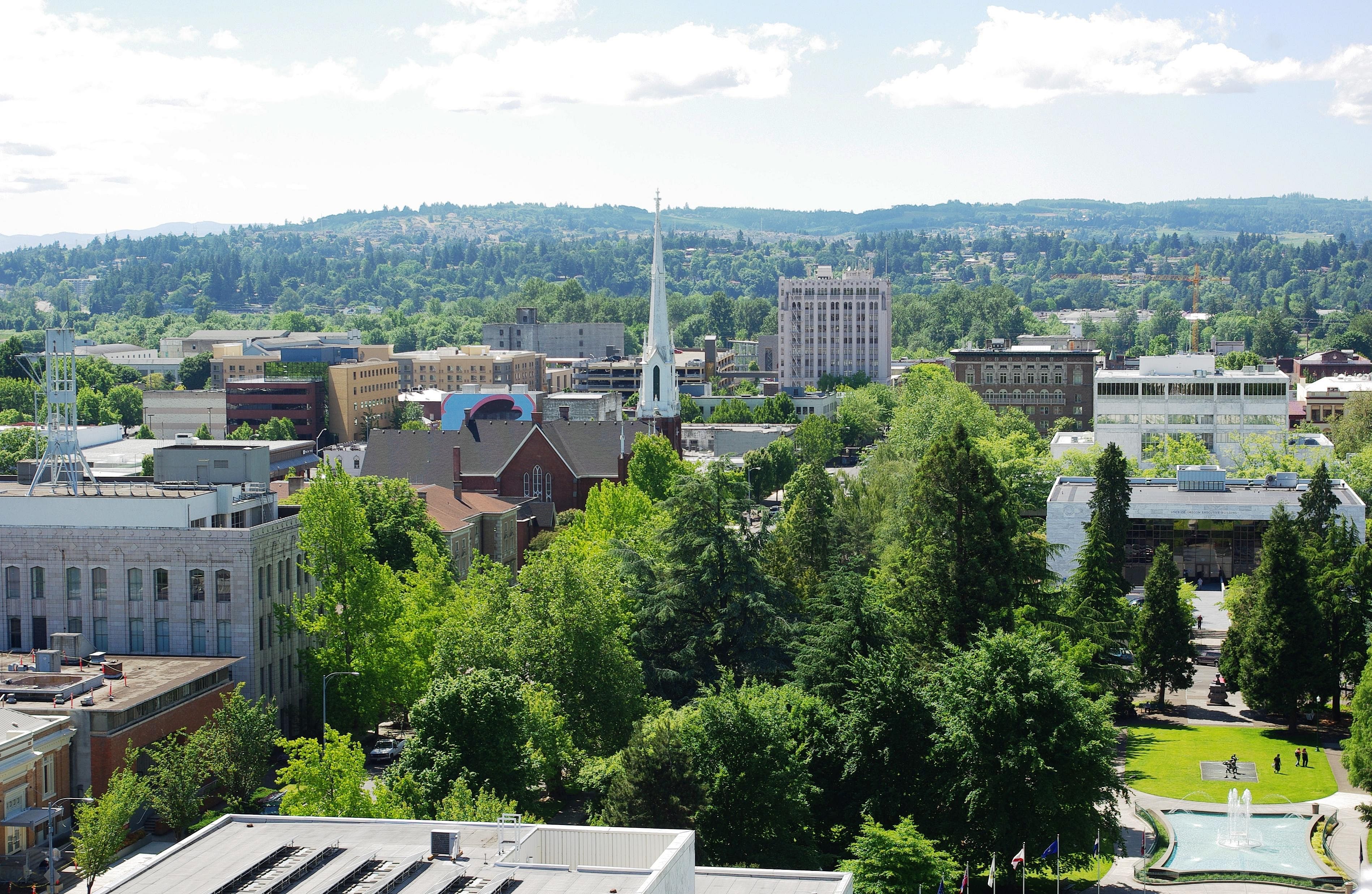 Capital: Salem