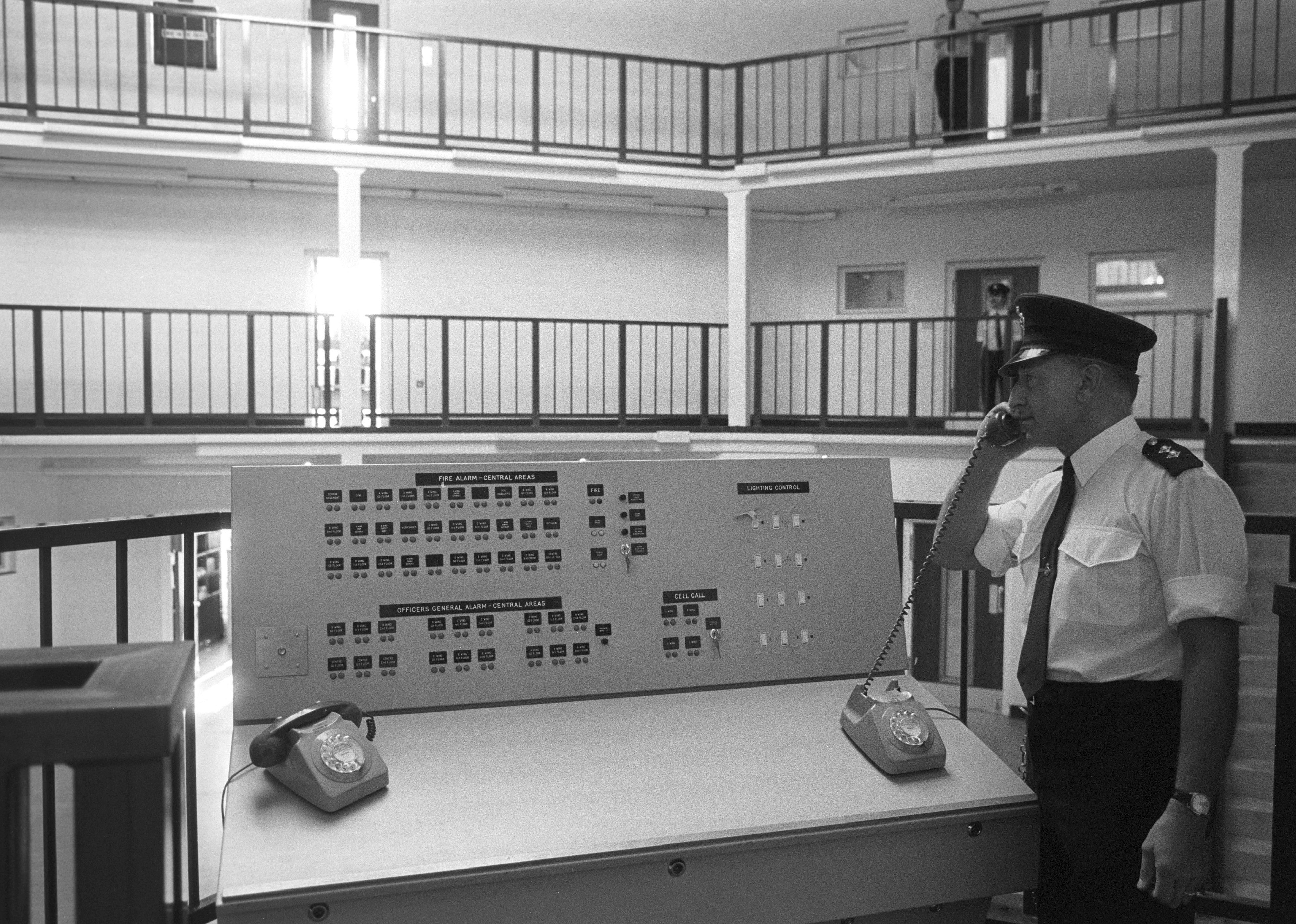 1983: Corrections Corporation of America privatizes prisons