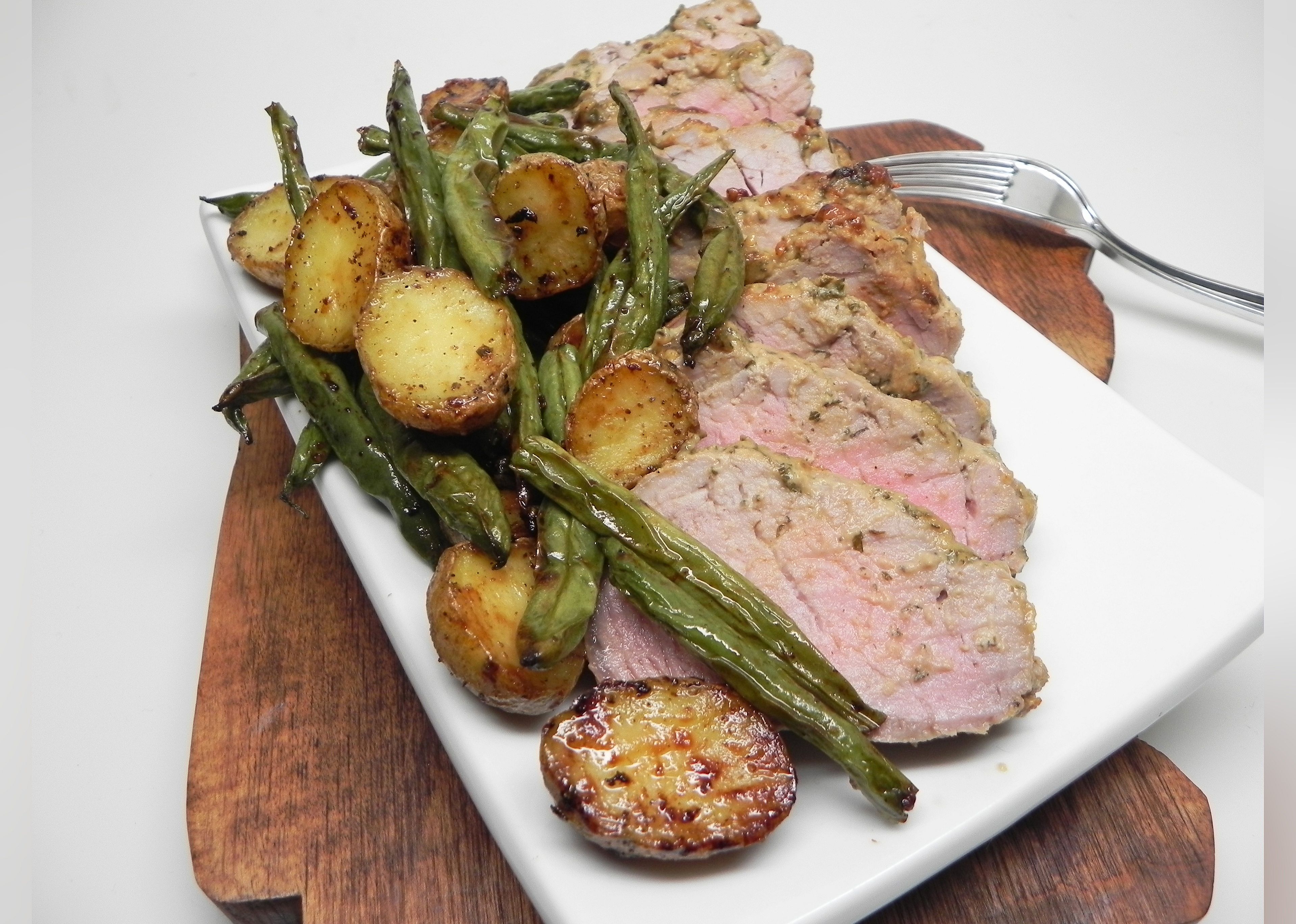 Air Fryer Mustard-Crusted Pork Tenderloin with Potatoes and Green Beans
