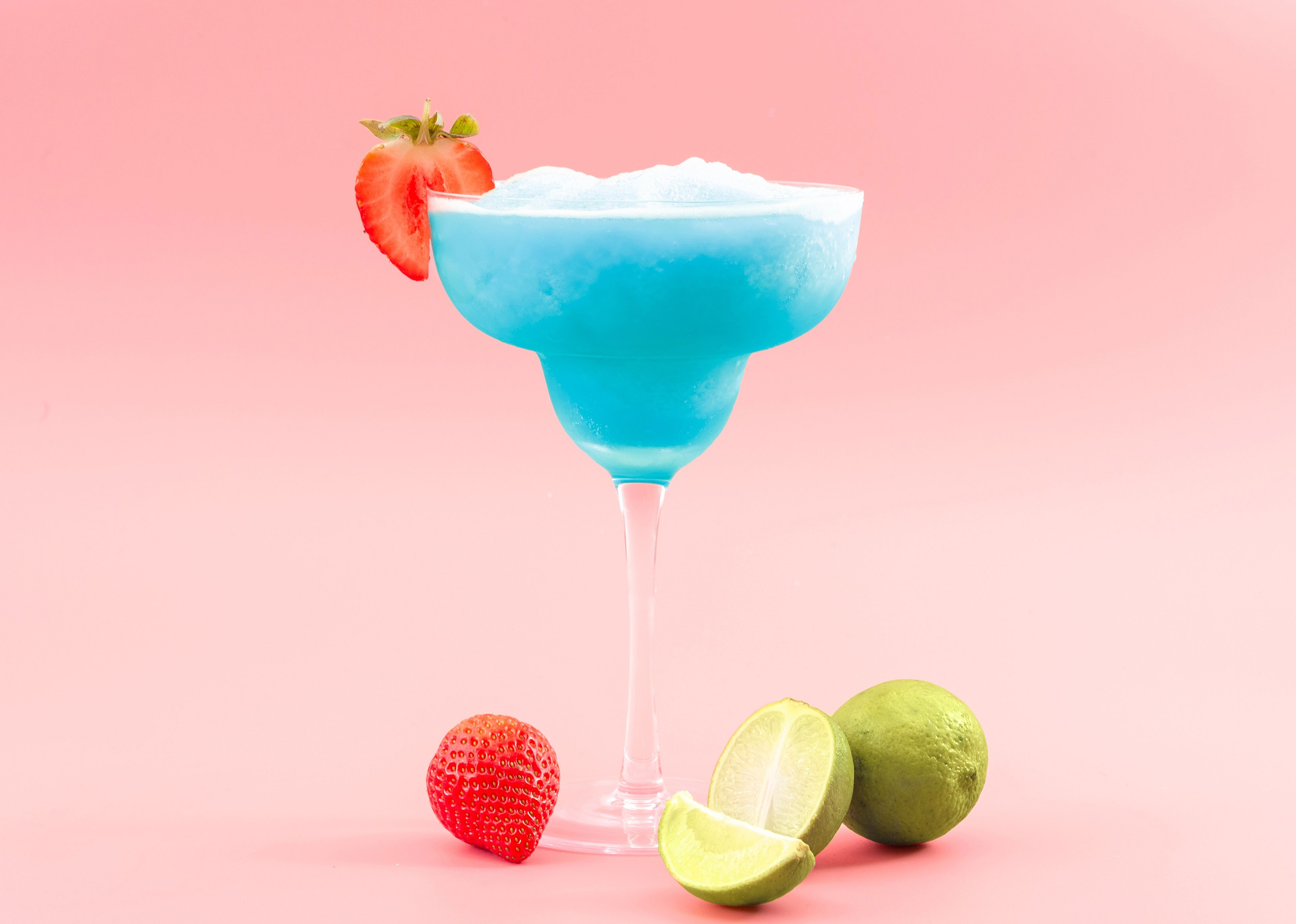 Iowa: Frozen blue water margarita