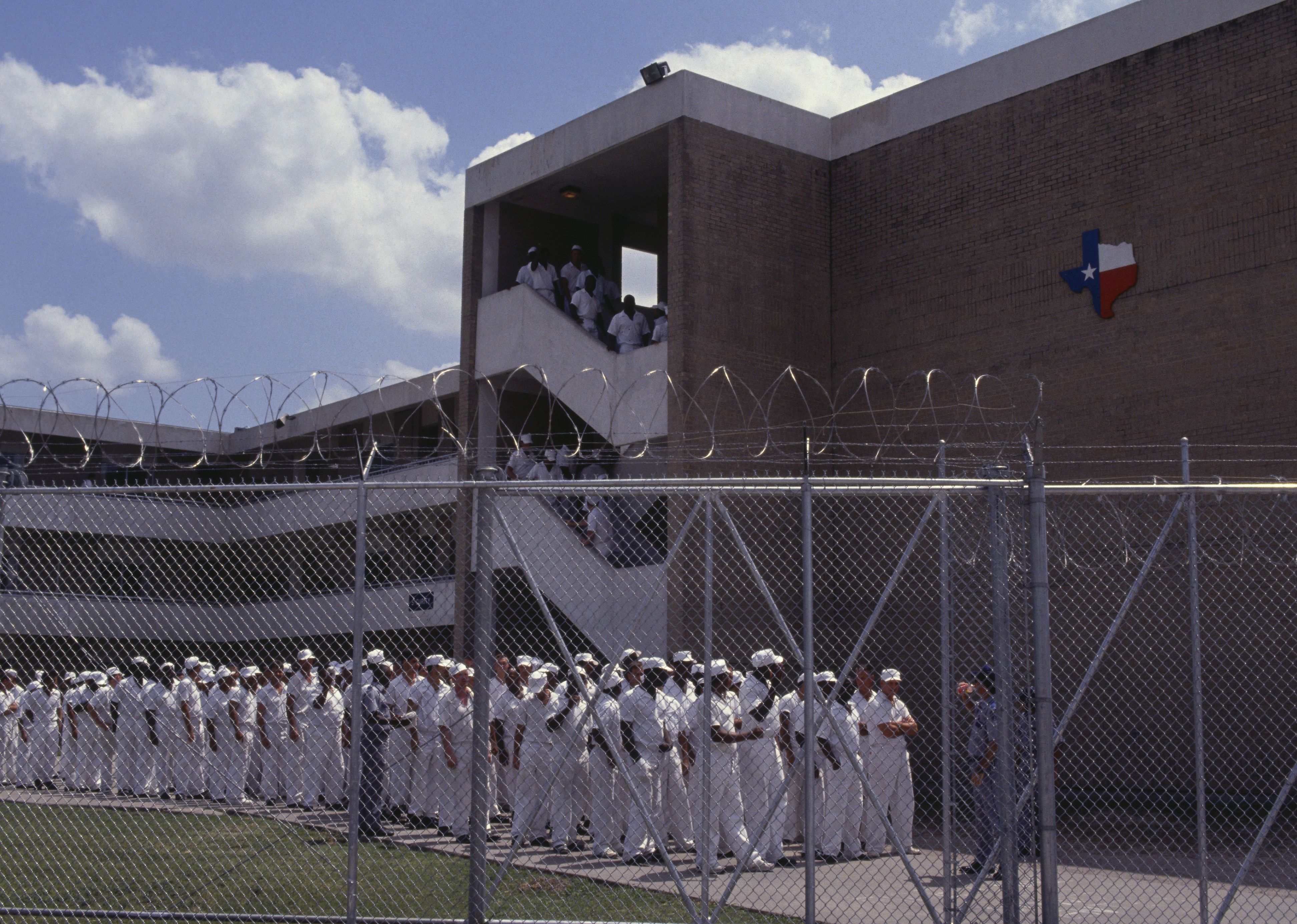 1990s: Federal prison population skyrockets