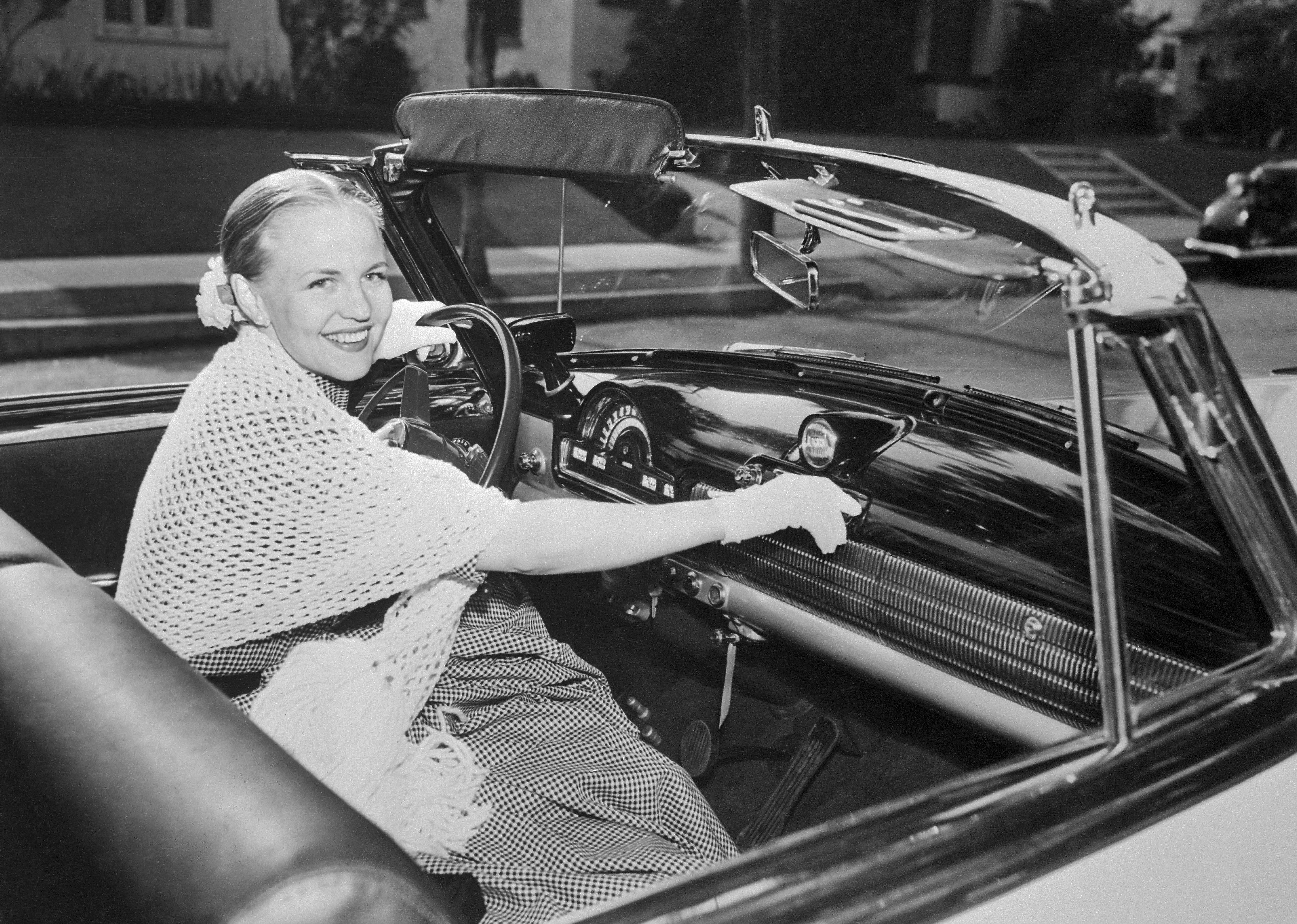 1952: FM becomes music to motorists’ ears