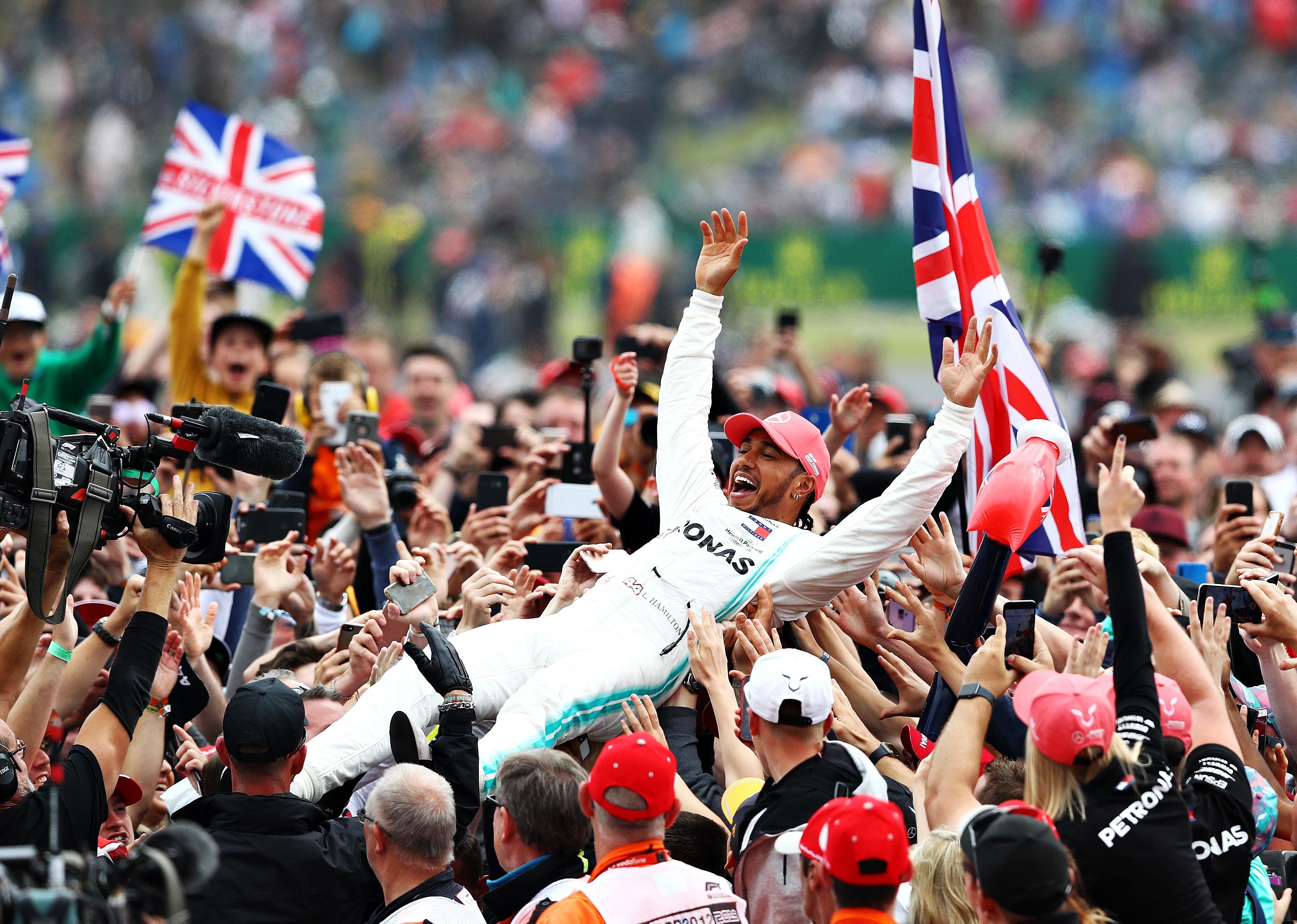 2019: Lewis Hamilton wins Formula 1 British Grand Prix
