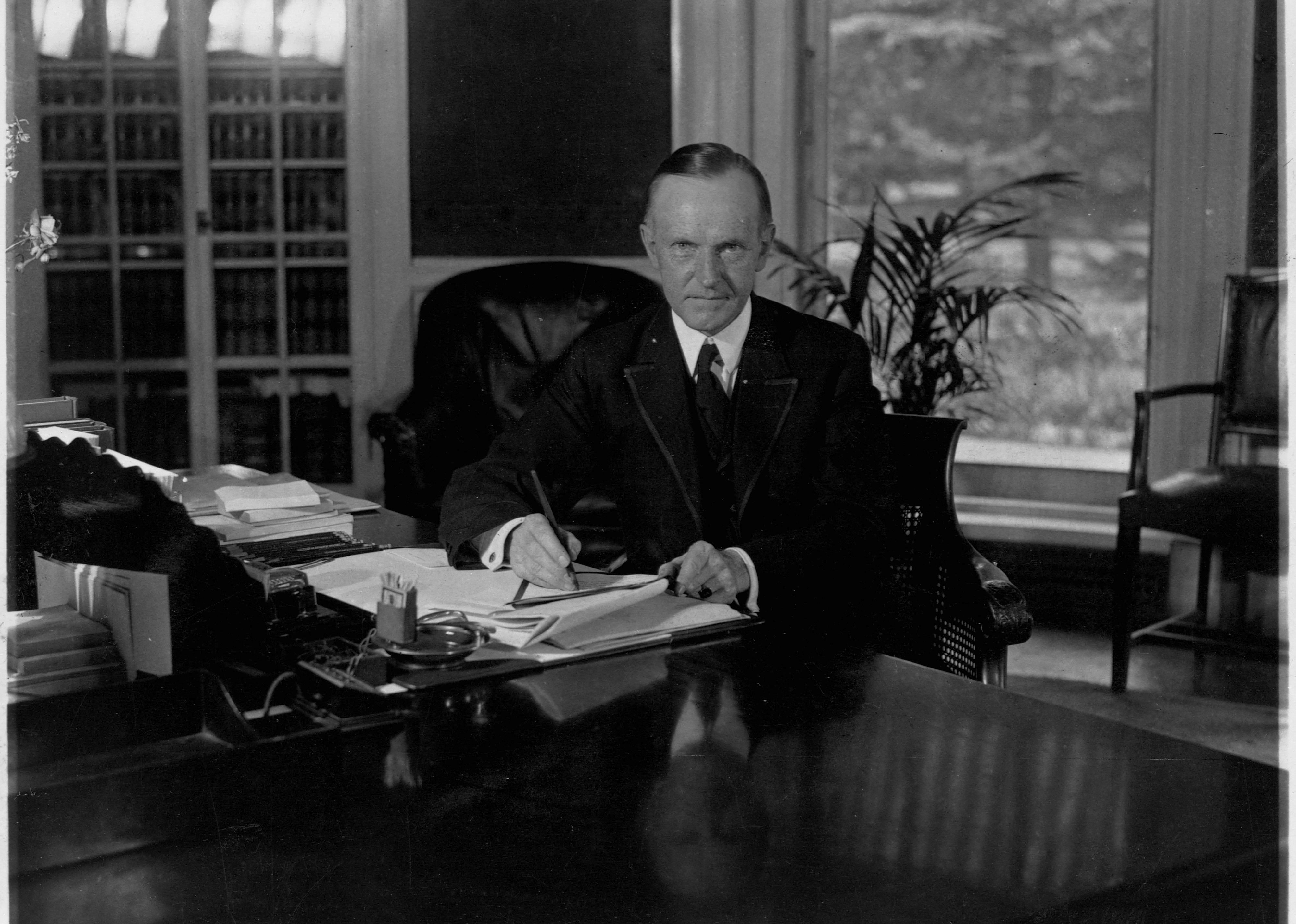 1925: President Coolidge affirms American capitalism