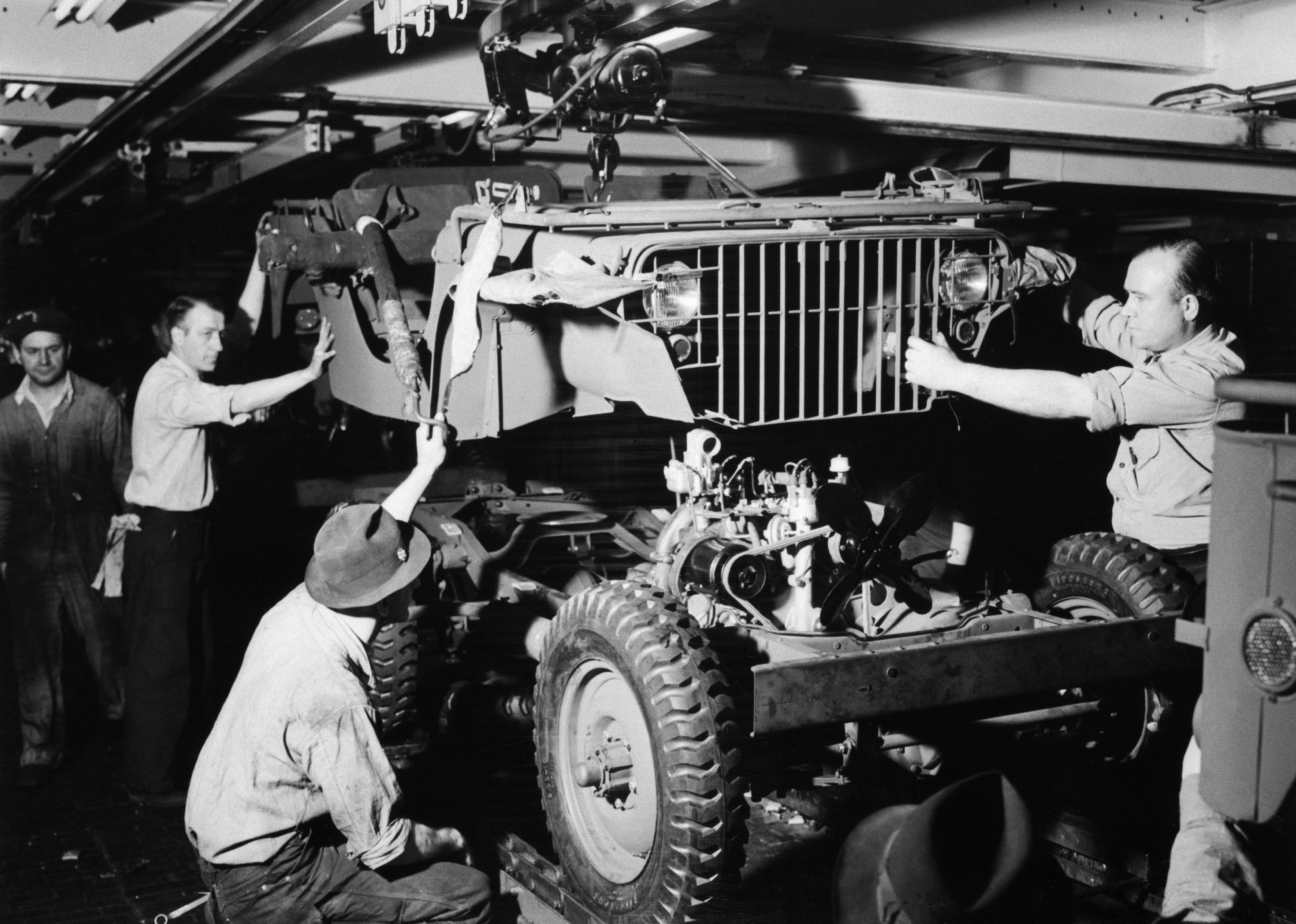 1942-1945: Halt in US automobile production