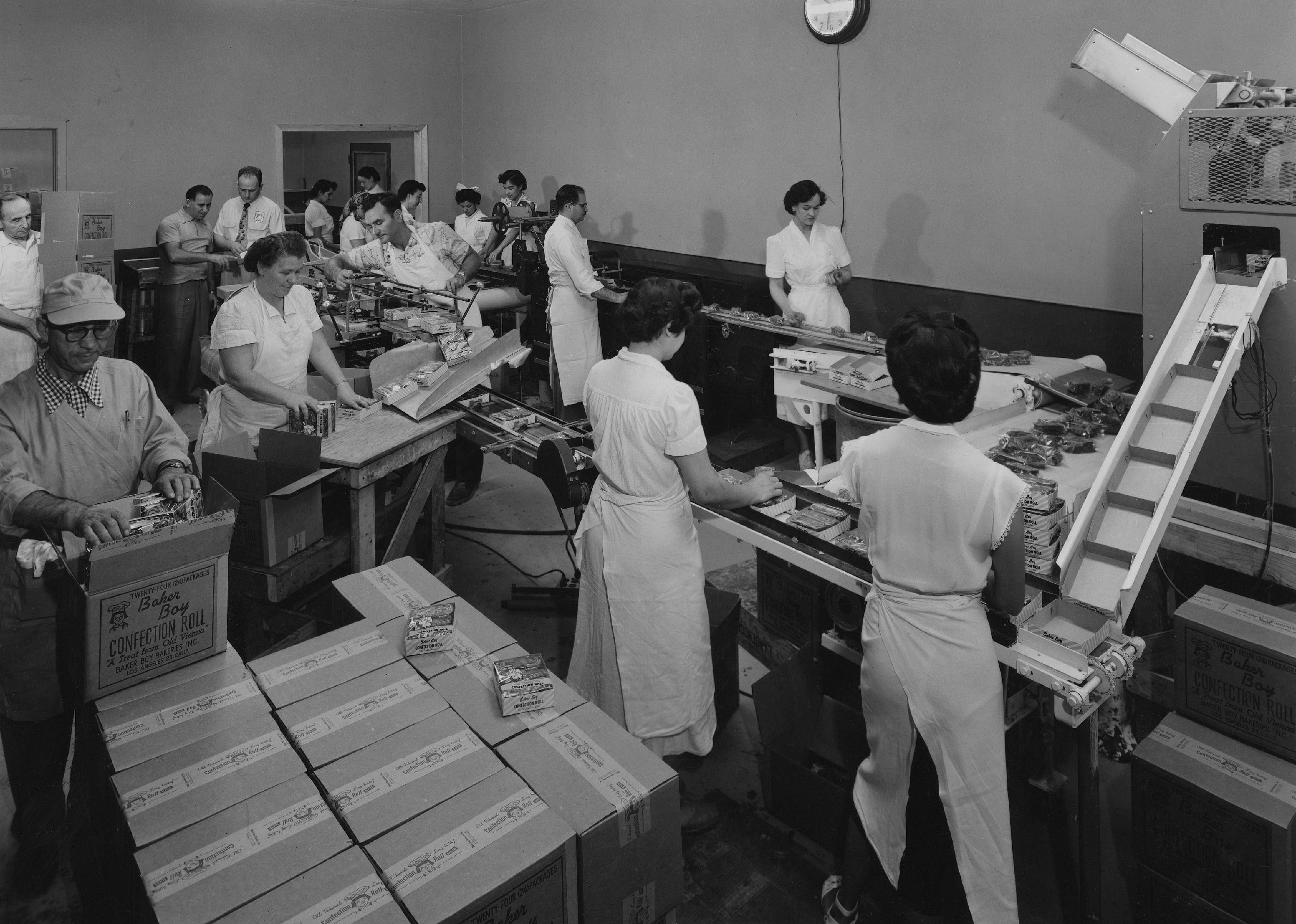 1962: Women's labor force participation swells
