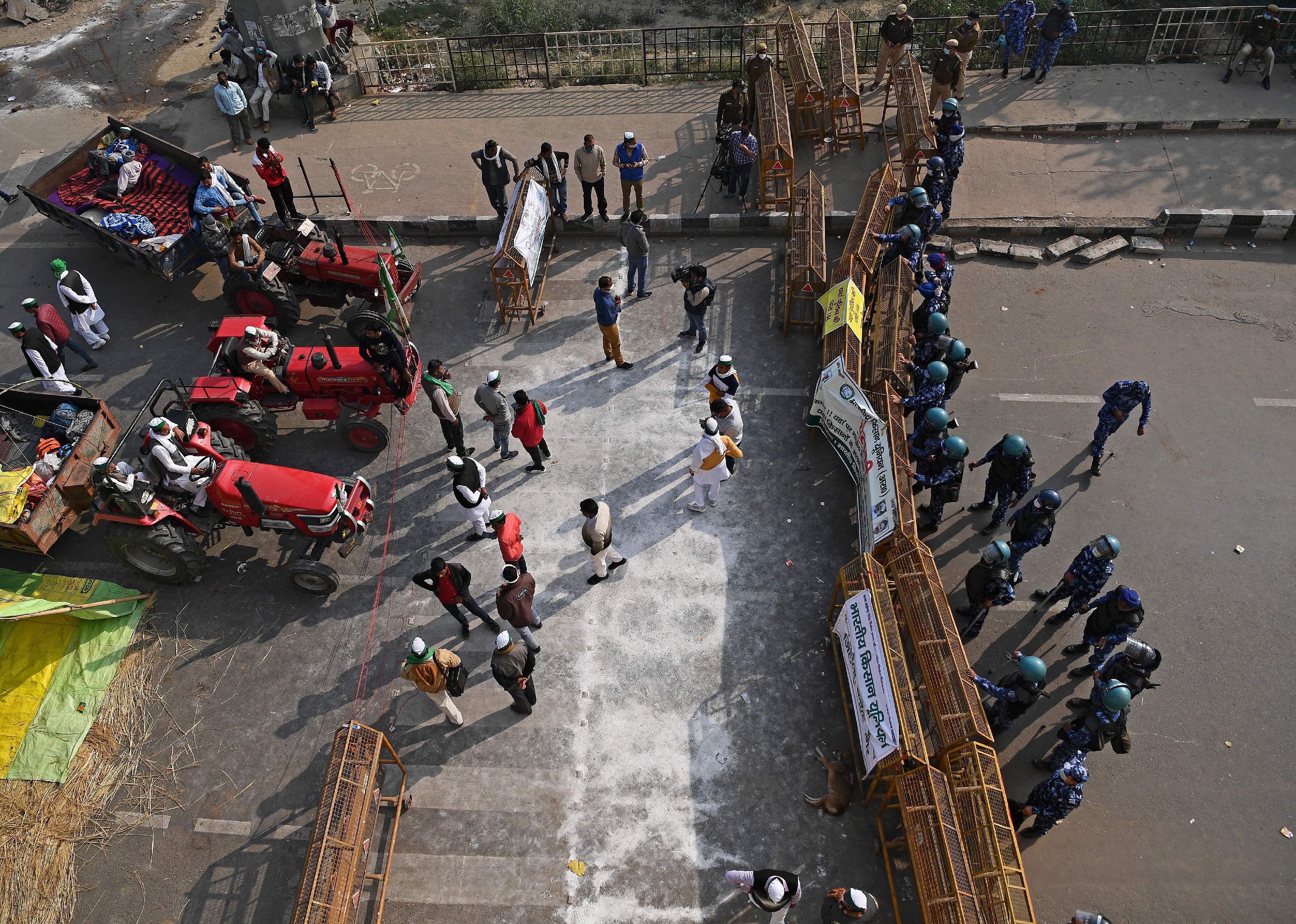 Dec. 1, 2020: Government officials meet with protest leaders